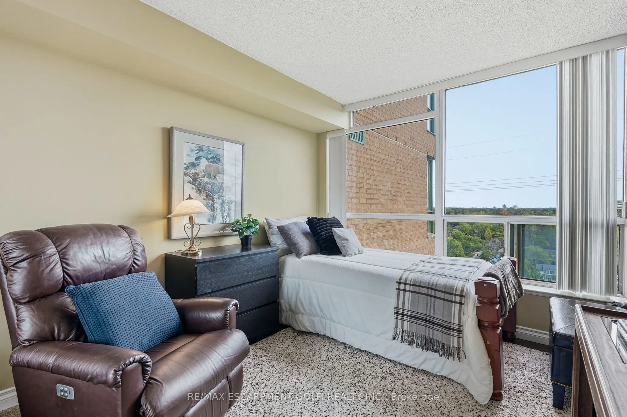 1276 Maple Crossing Boulevard #1406
