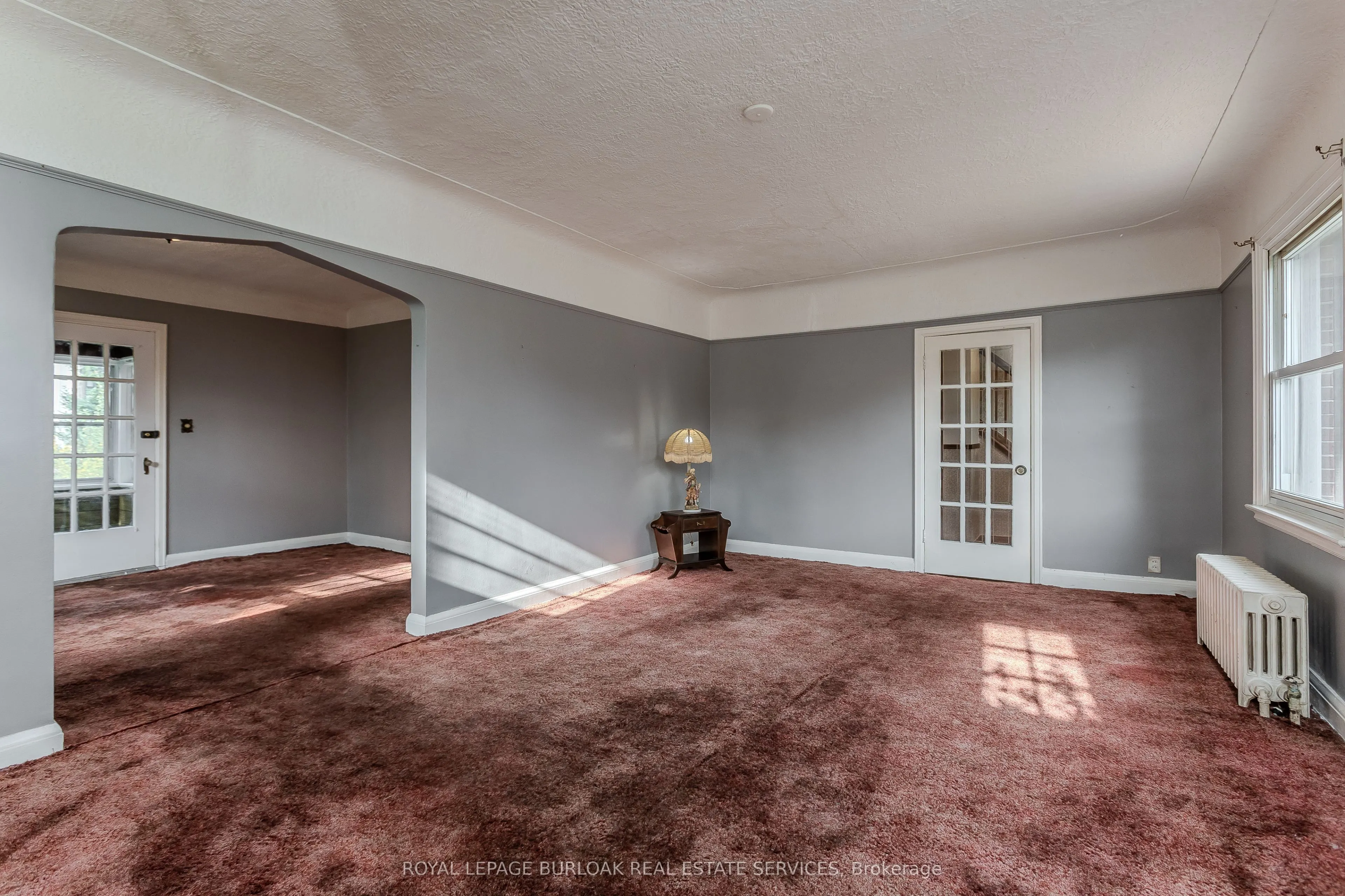 2104 Emerald Crescent