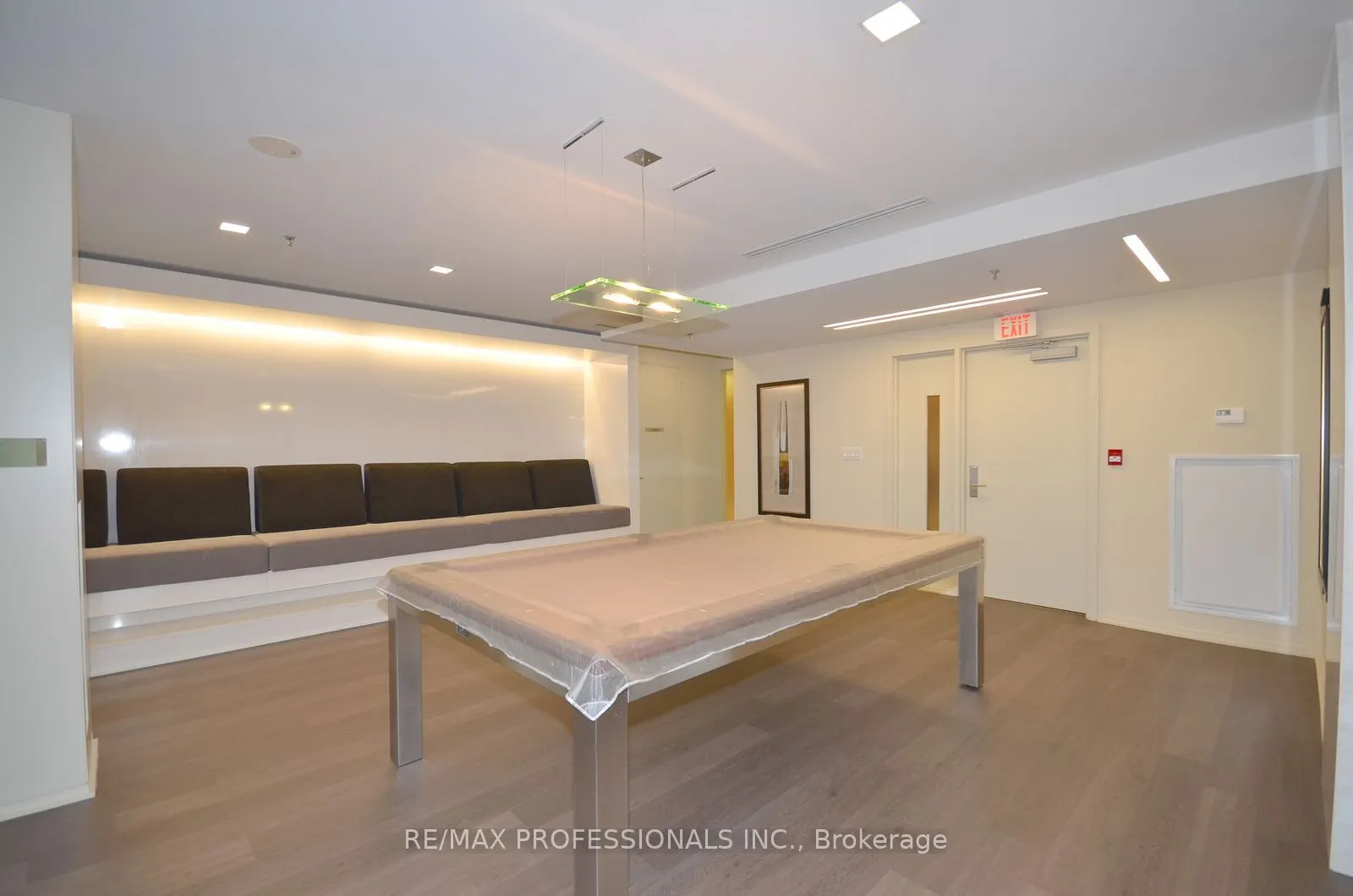 16 Brookers Lane #3701