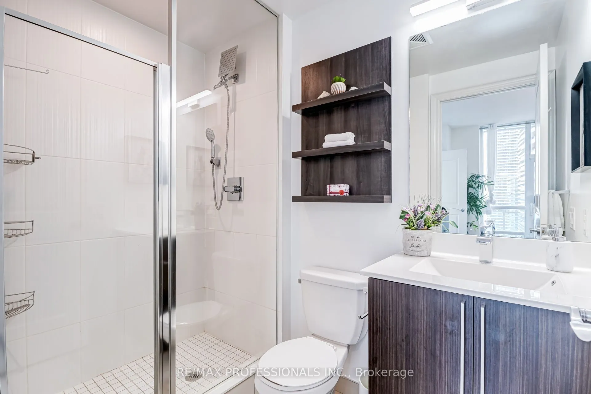 16 Brookers Lane #3701