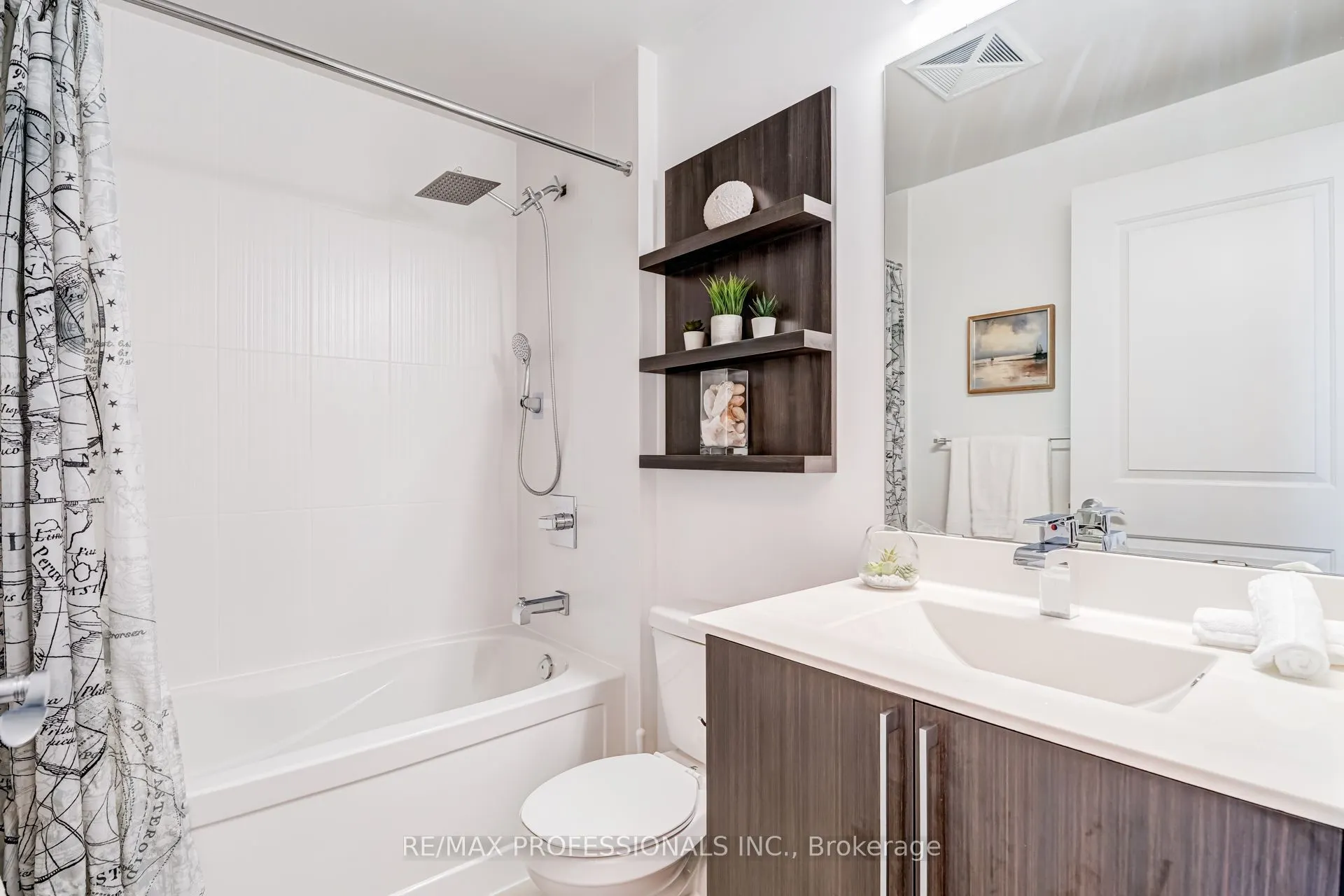 16 Brookers Lane #3701