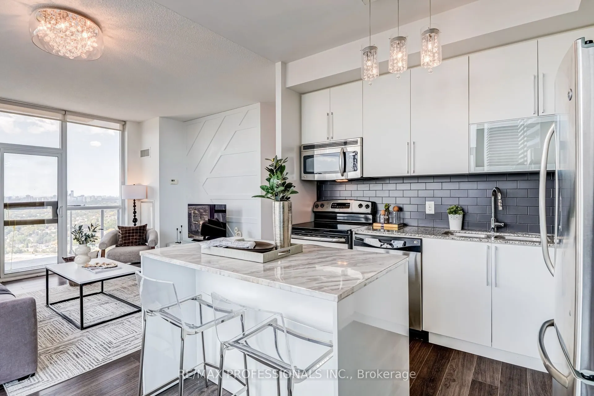 16 Brookers Lane #3701