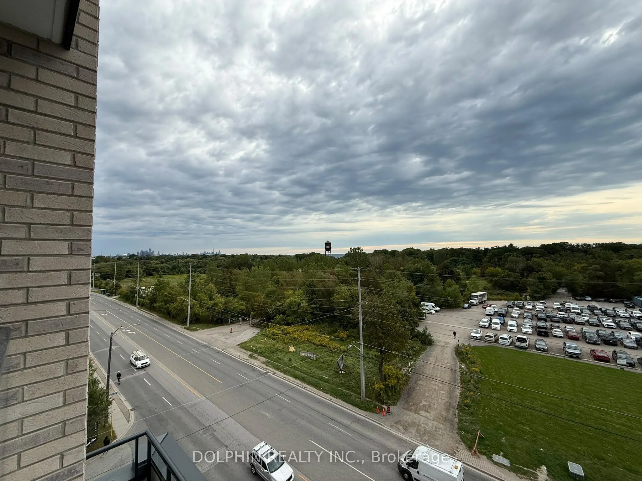 1381 Lakeshore Road E #615
