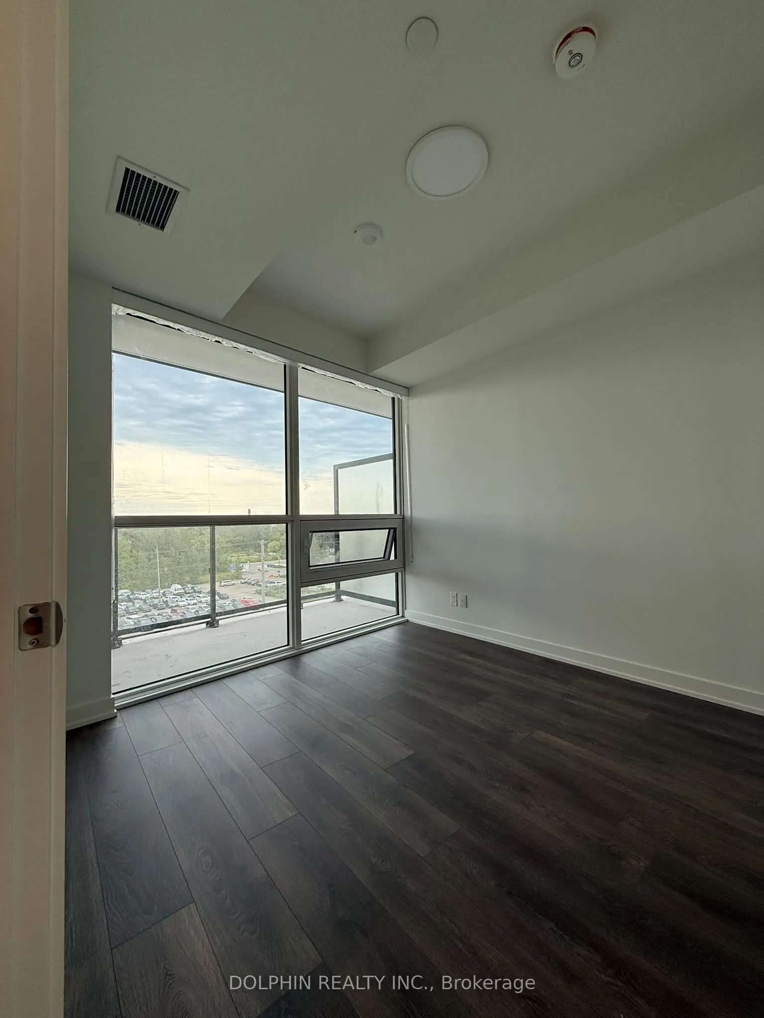1381 Lakeshore Road E #615