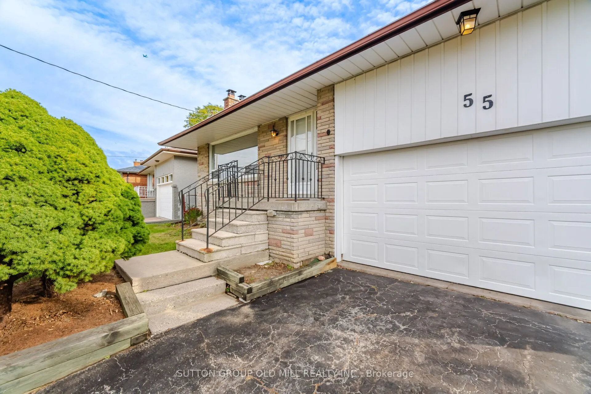 55 Sun Row Drive