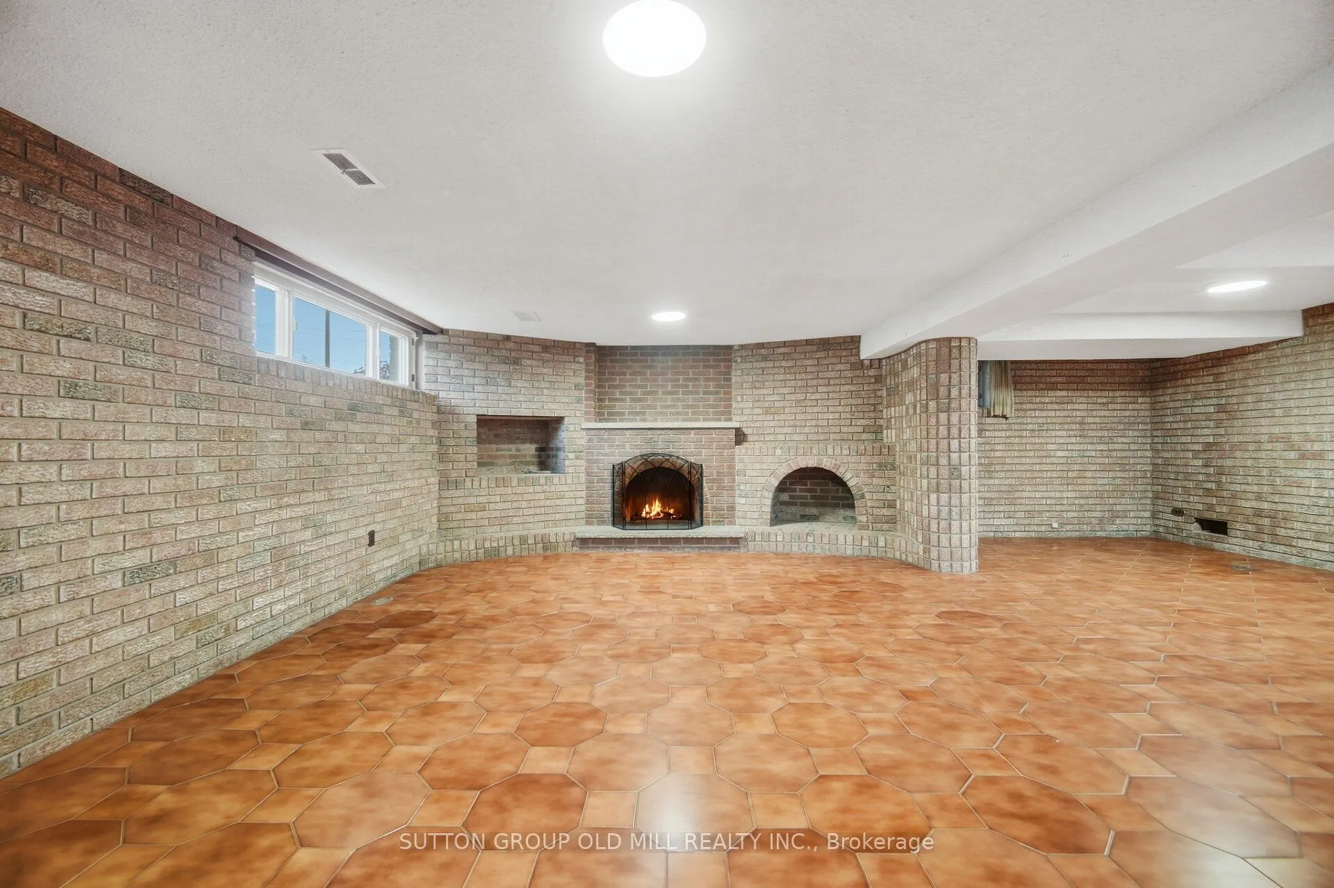 55 Sun Row Drive