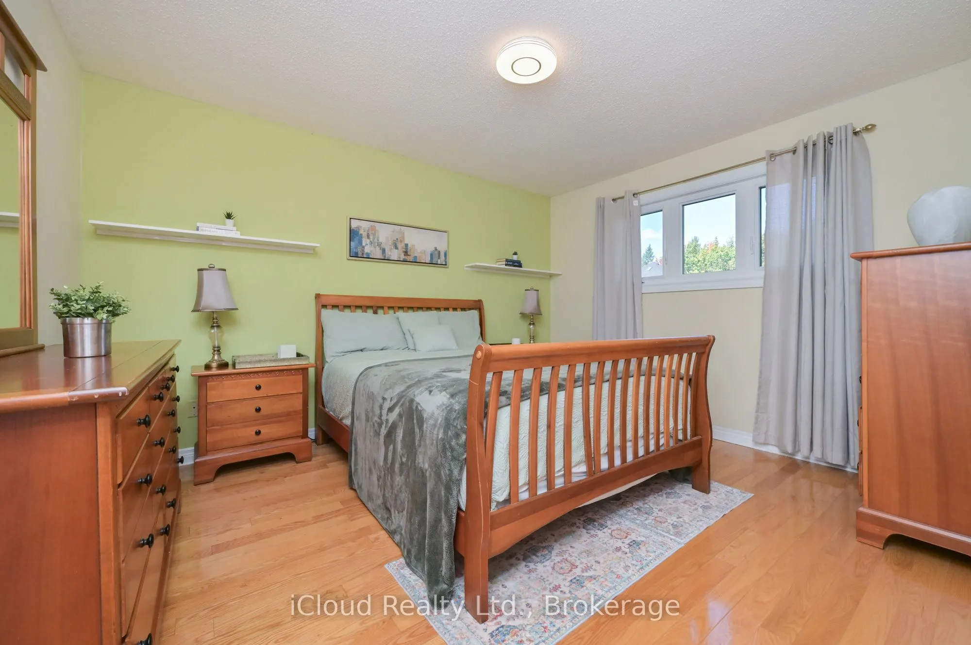 141 Kenpark Avenue