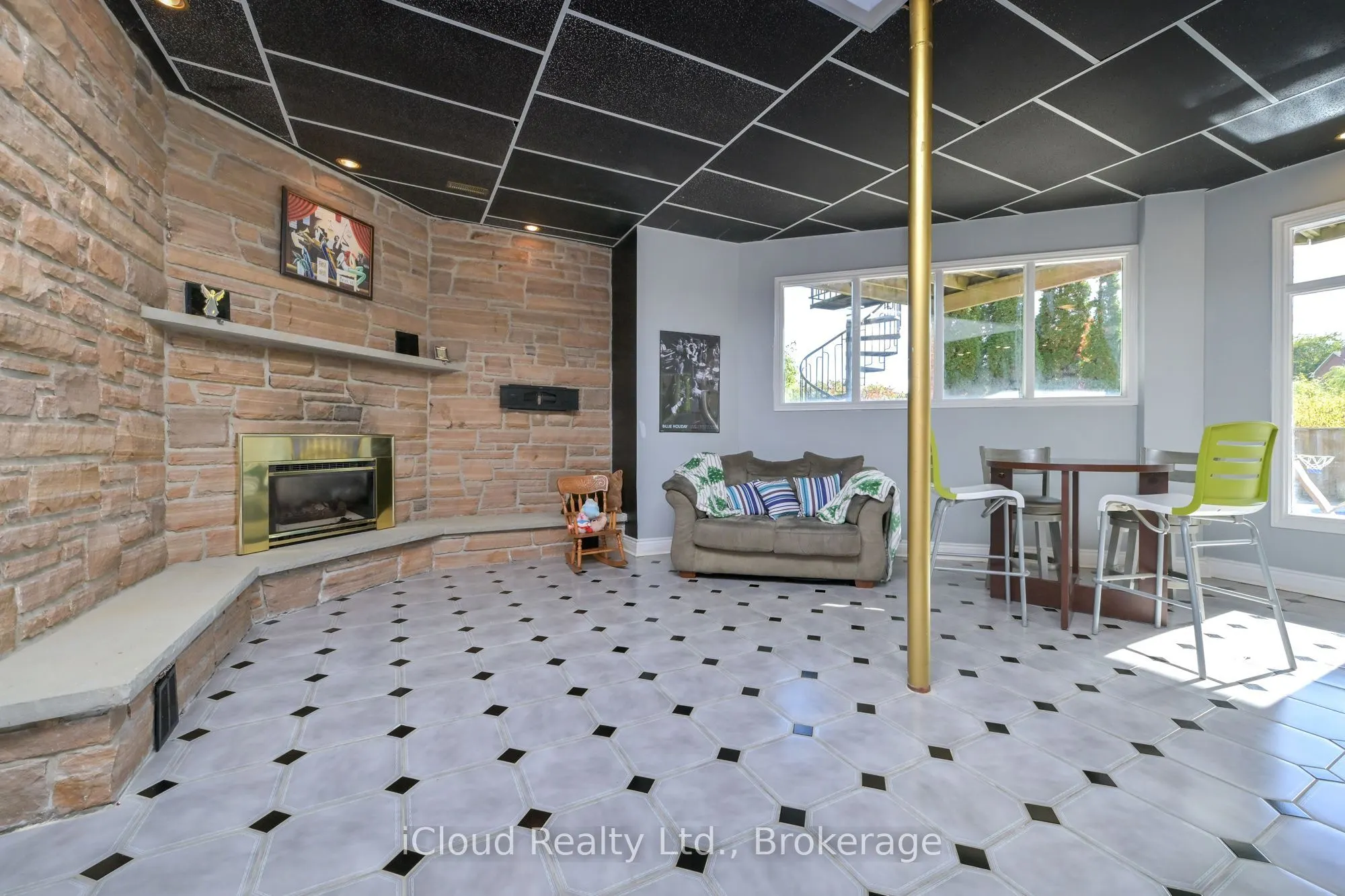 141 Kenpark Avenue