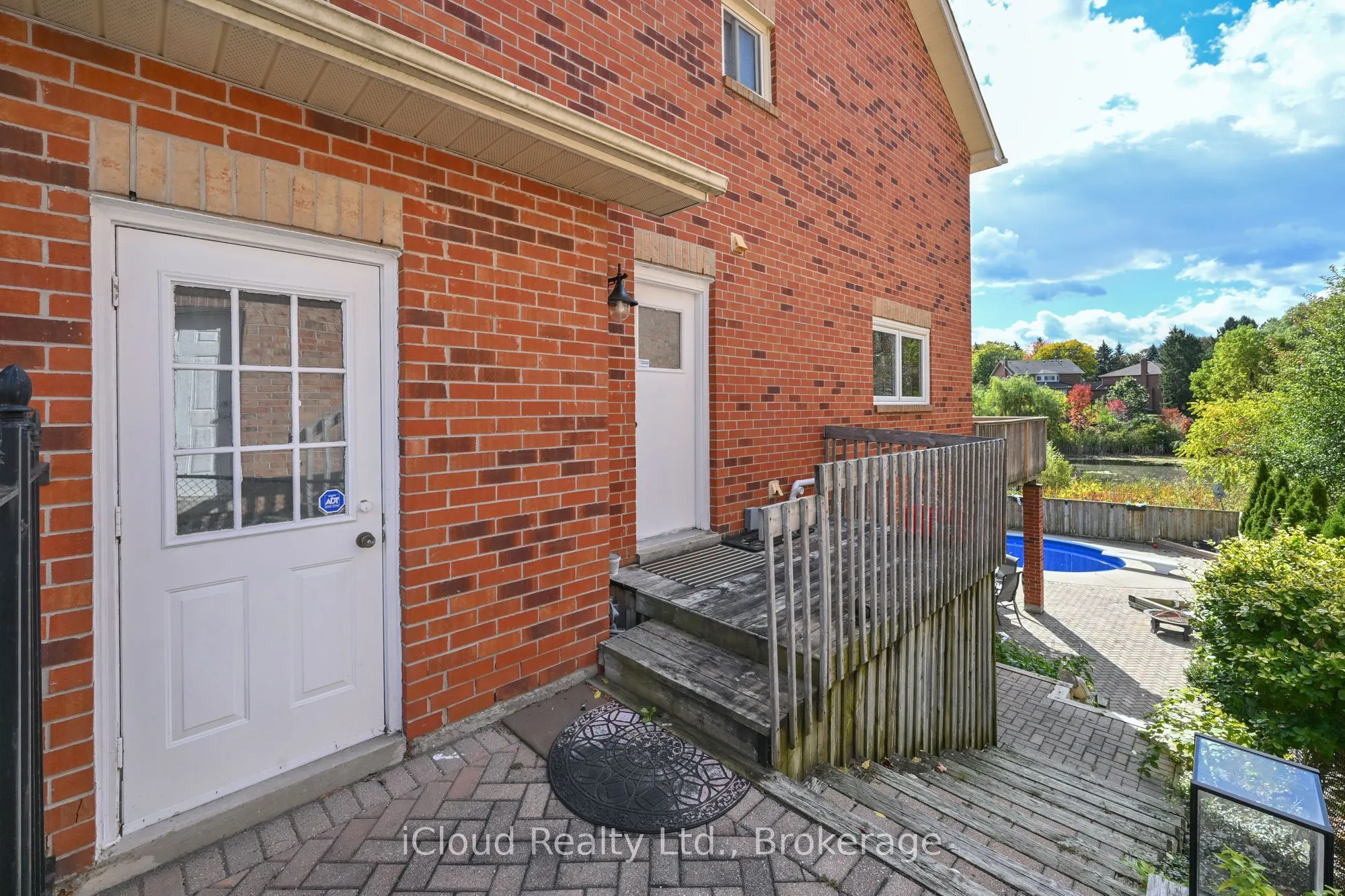 141 Kenpark Avenue