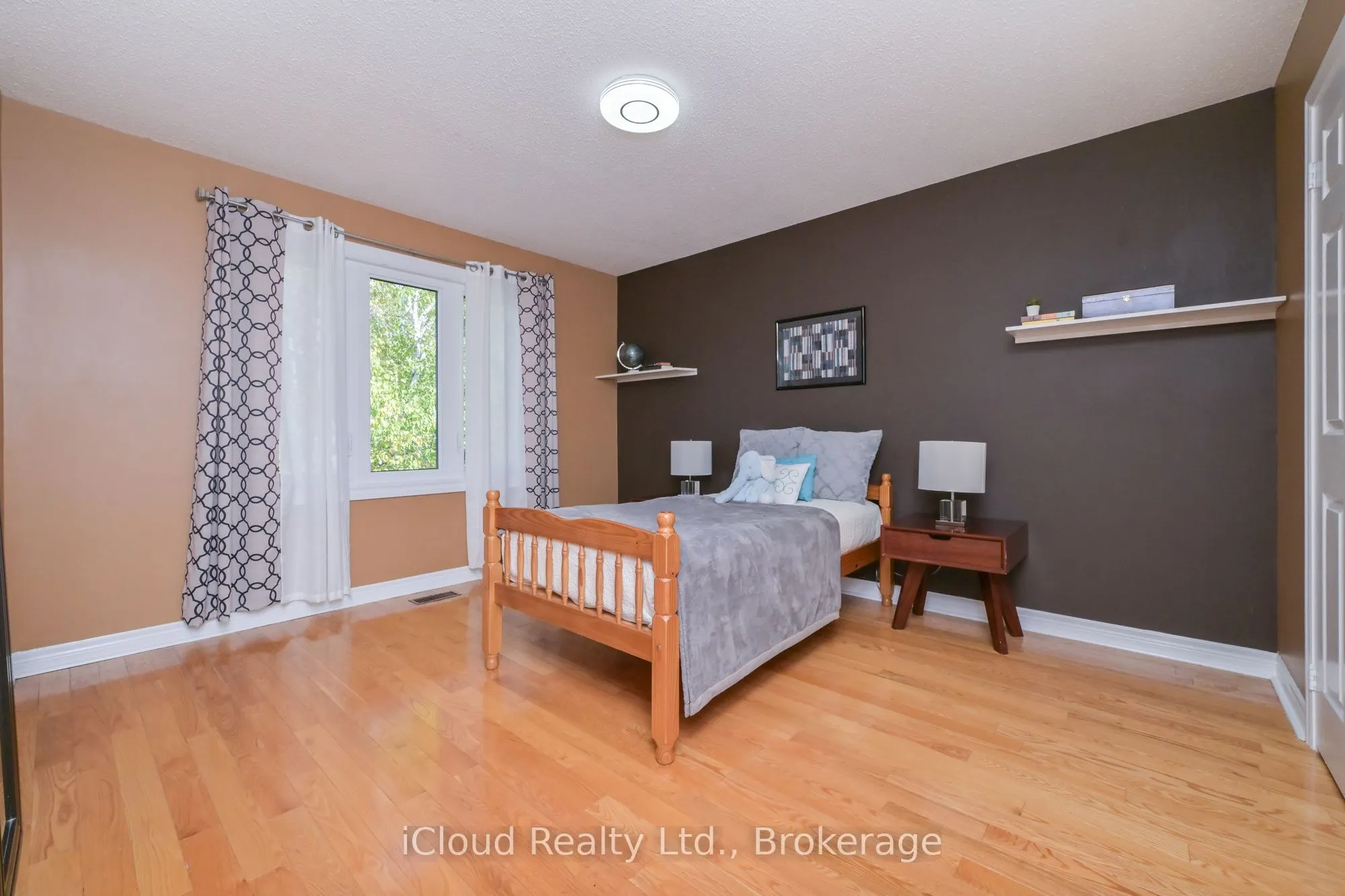 141 Kenpark Avenue