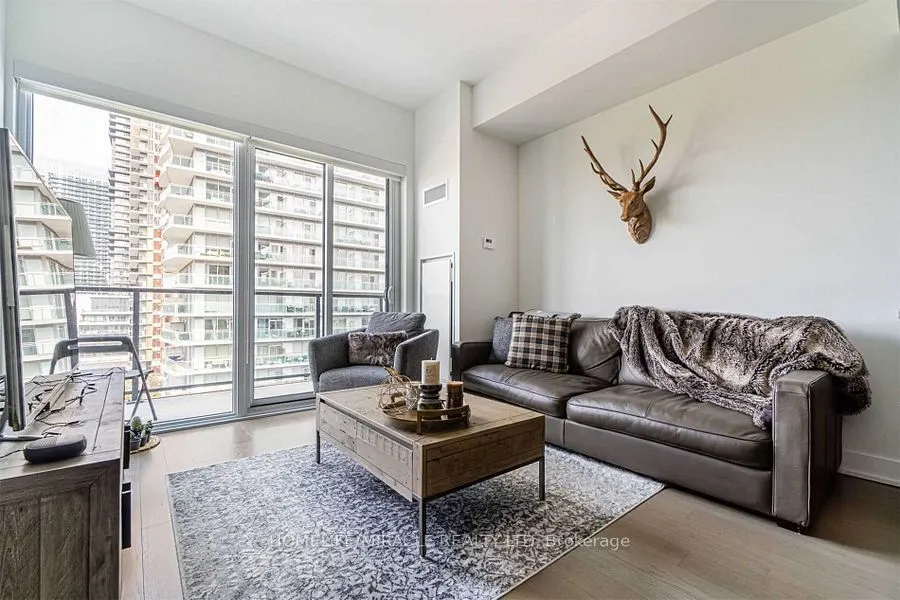 30 Shore Breeze Drive #1013