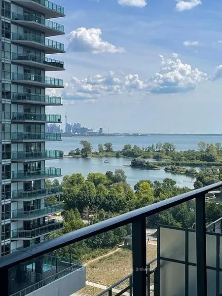 30 Shore Breeze Drive #1013