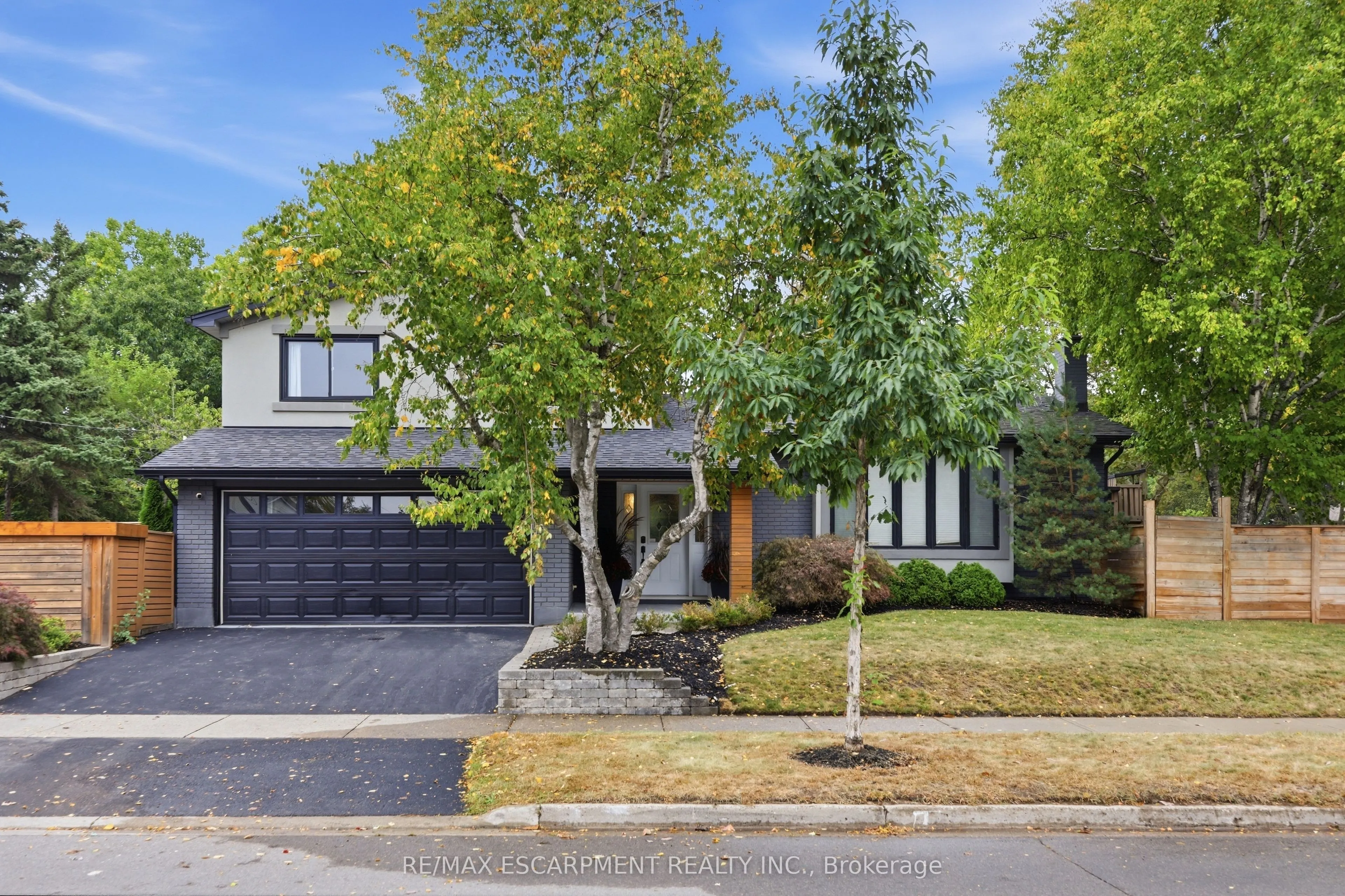 134 Fairwood Place W