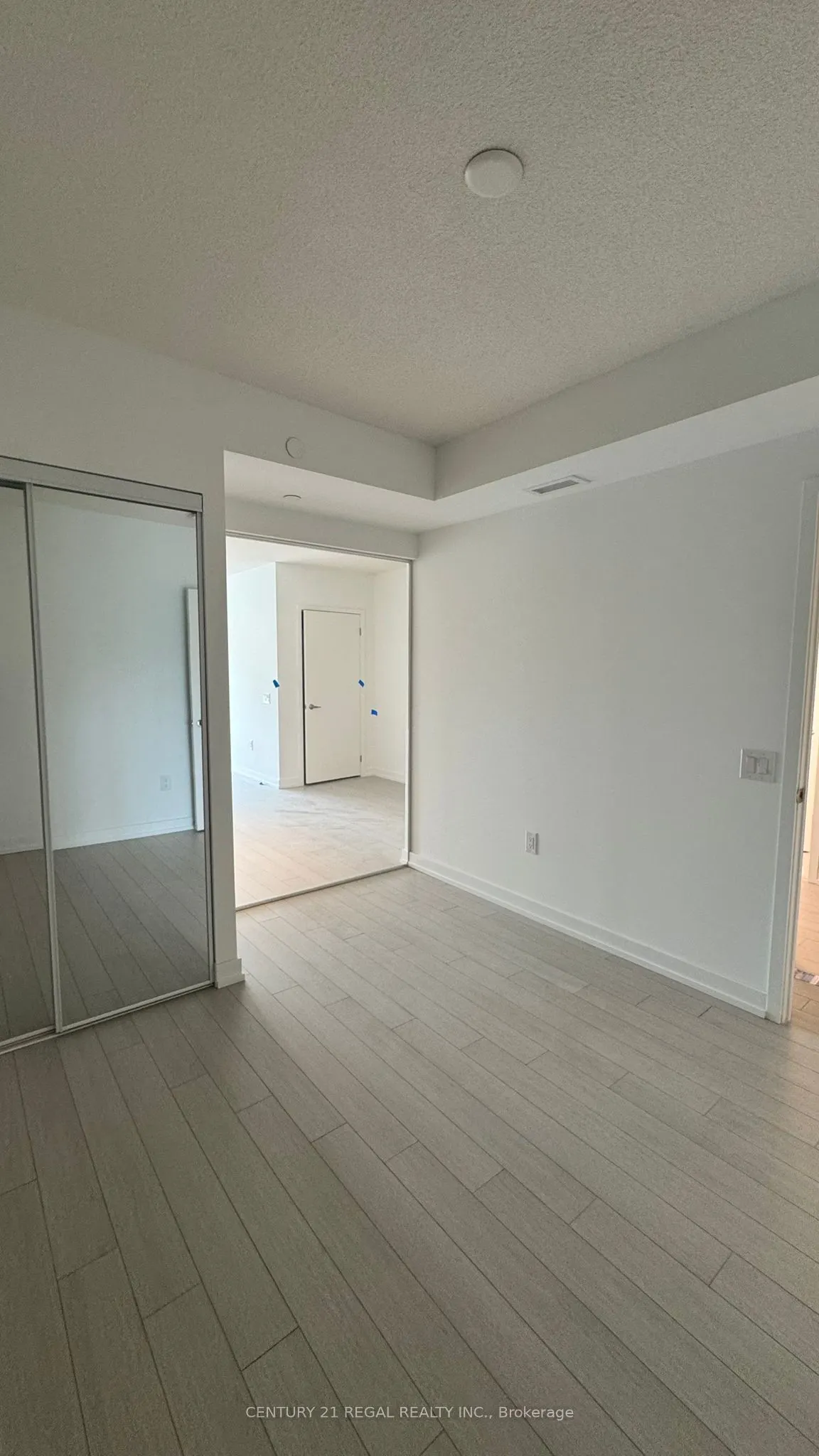 4010 Eglinton Avenue W #417