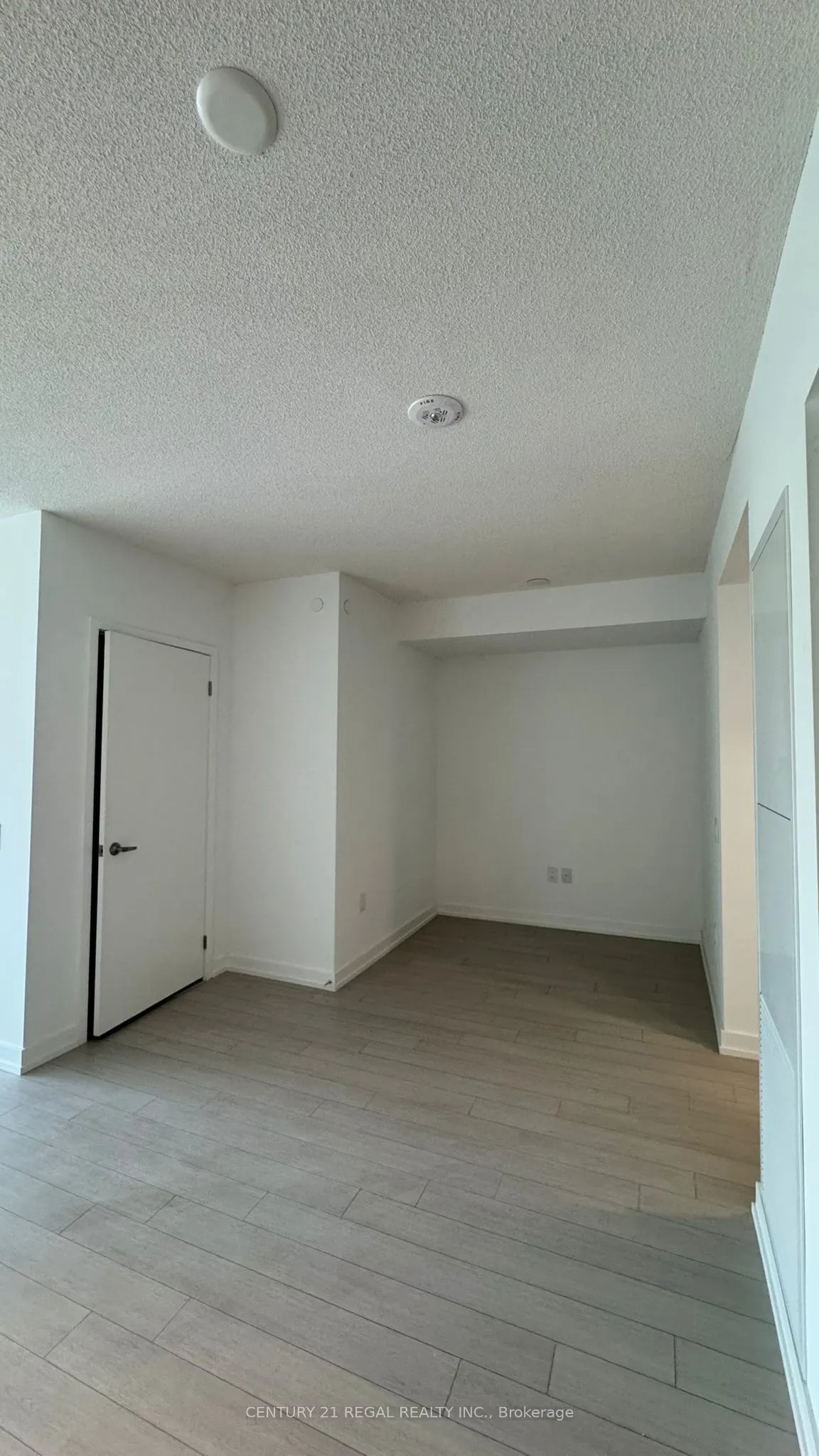 4010 Eglinton Avenue W #417