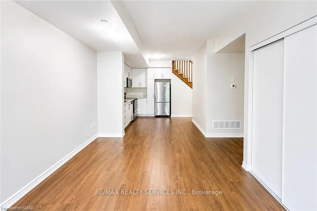 2205 Lillykin Street #4