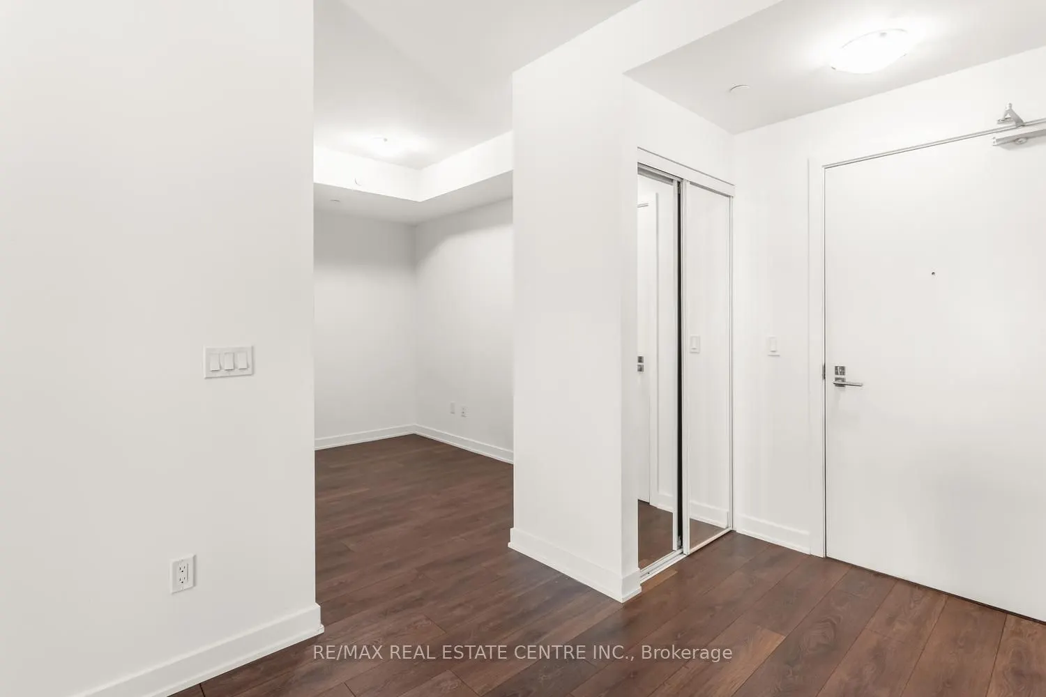 4655 Glen Erin Drive E #1009