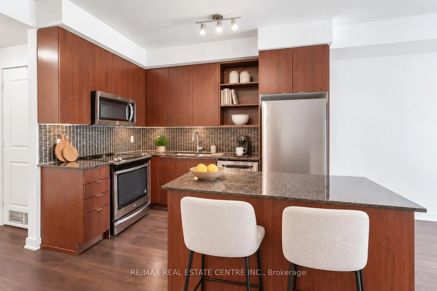 4655 Glen Erin Drive E #1009