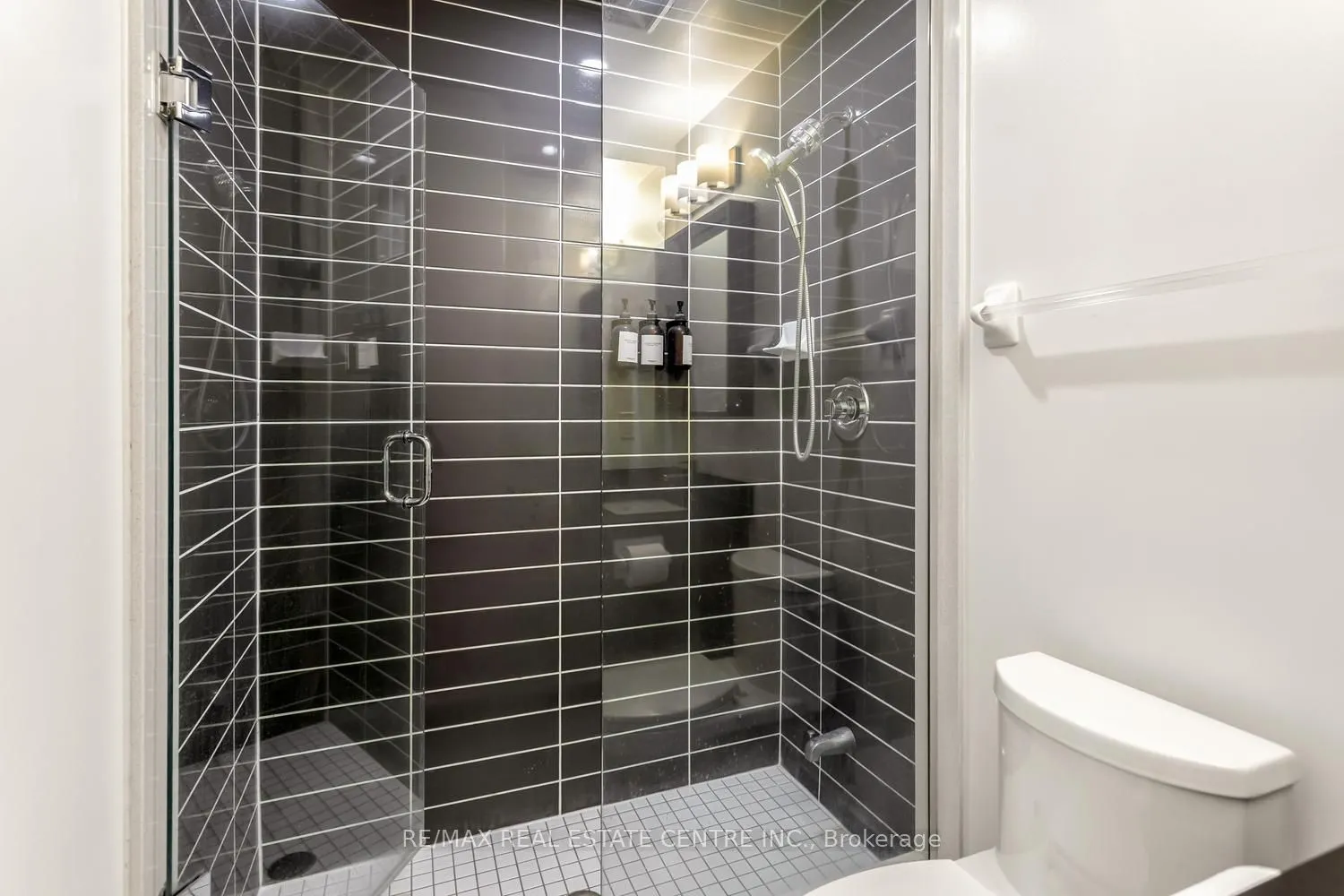 4655 Glen Erin Drive E #1009