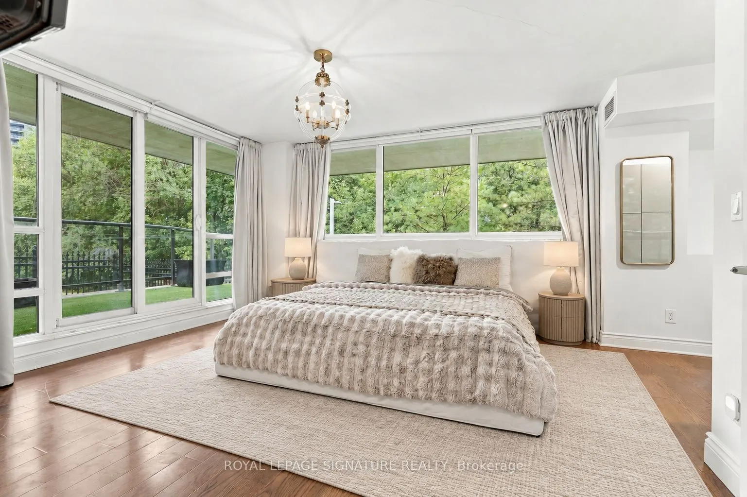2230 Lake Shore Boulevard W #107