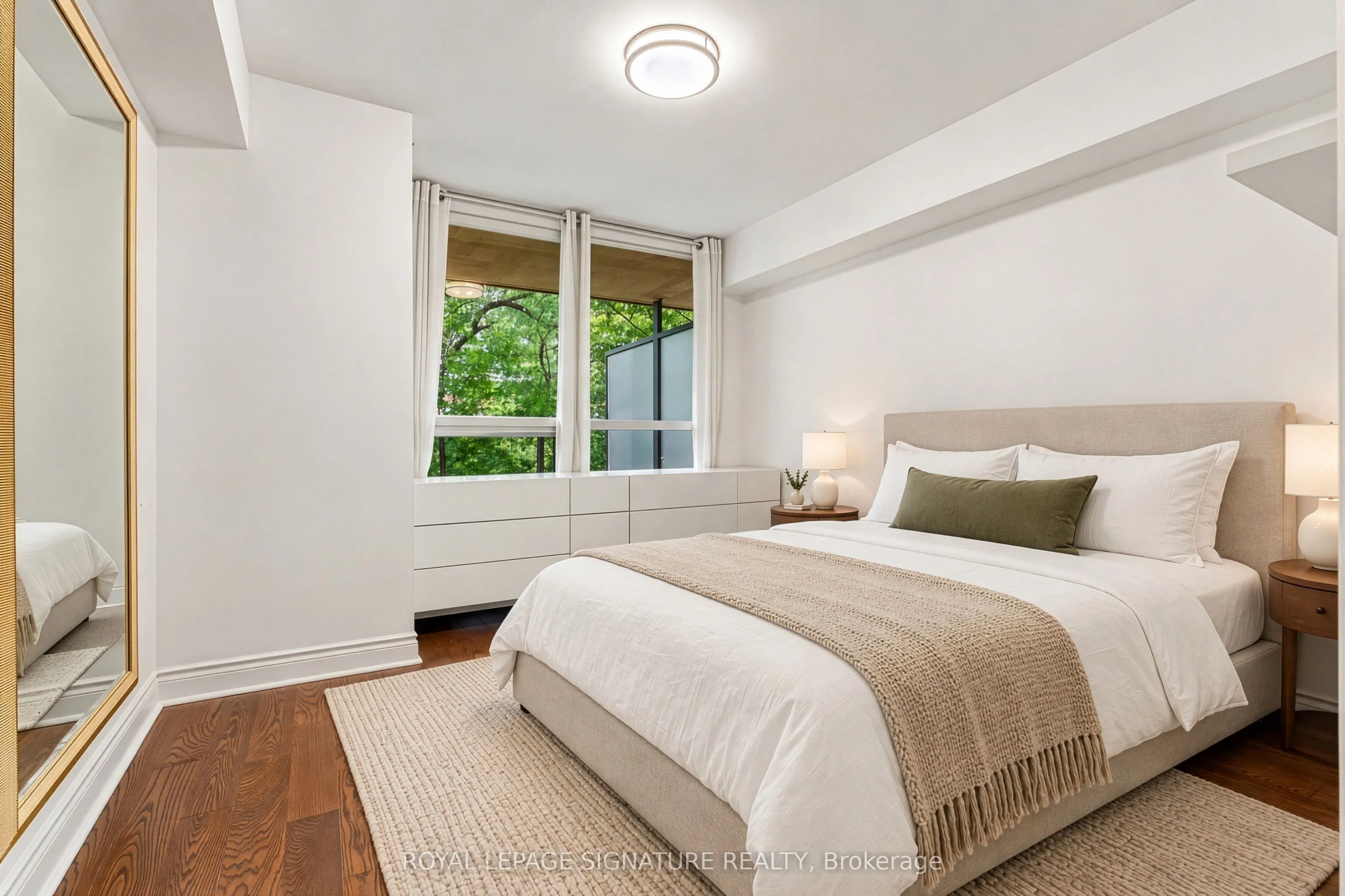 2230 Lake Shore Boulevard W #107