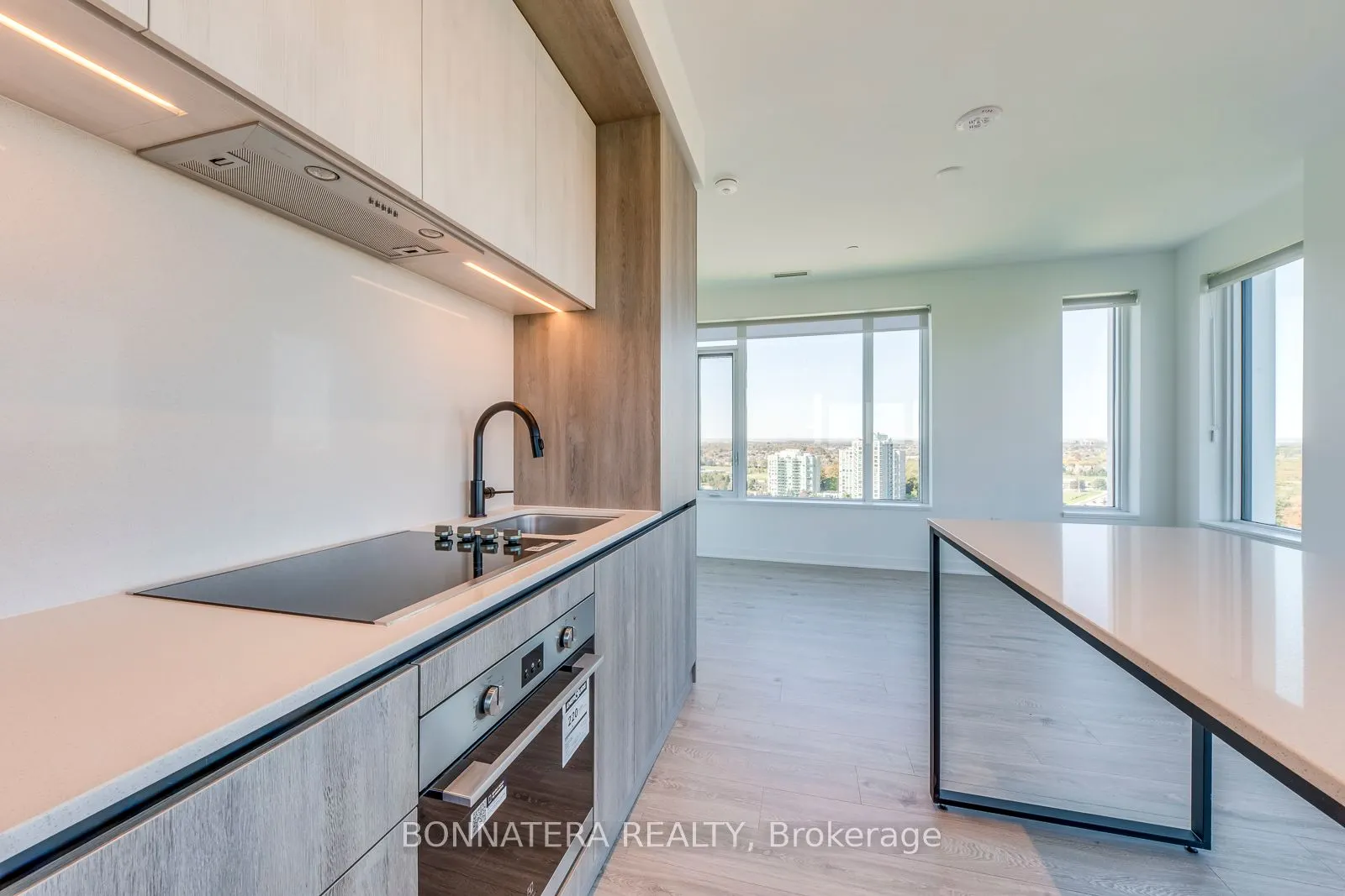 2495 Eglinton Avenue W #1810