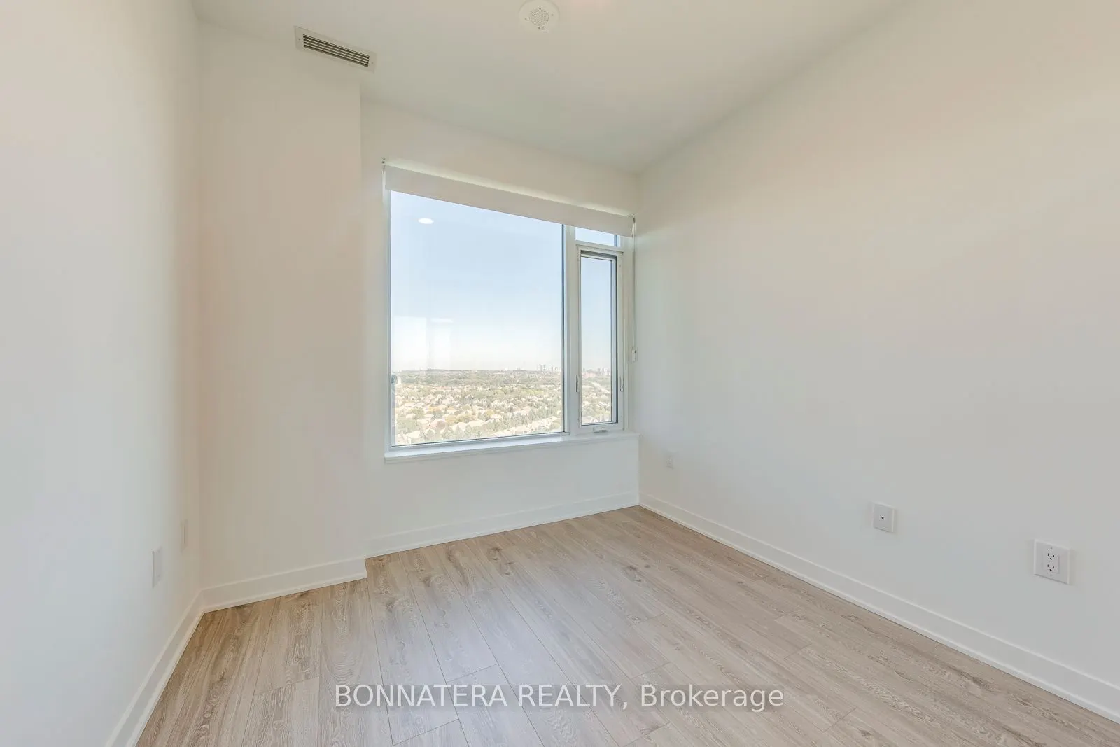 2495 Eglinton Avenue W #1810