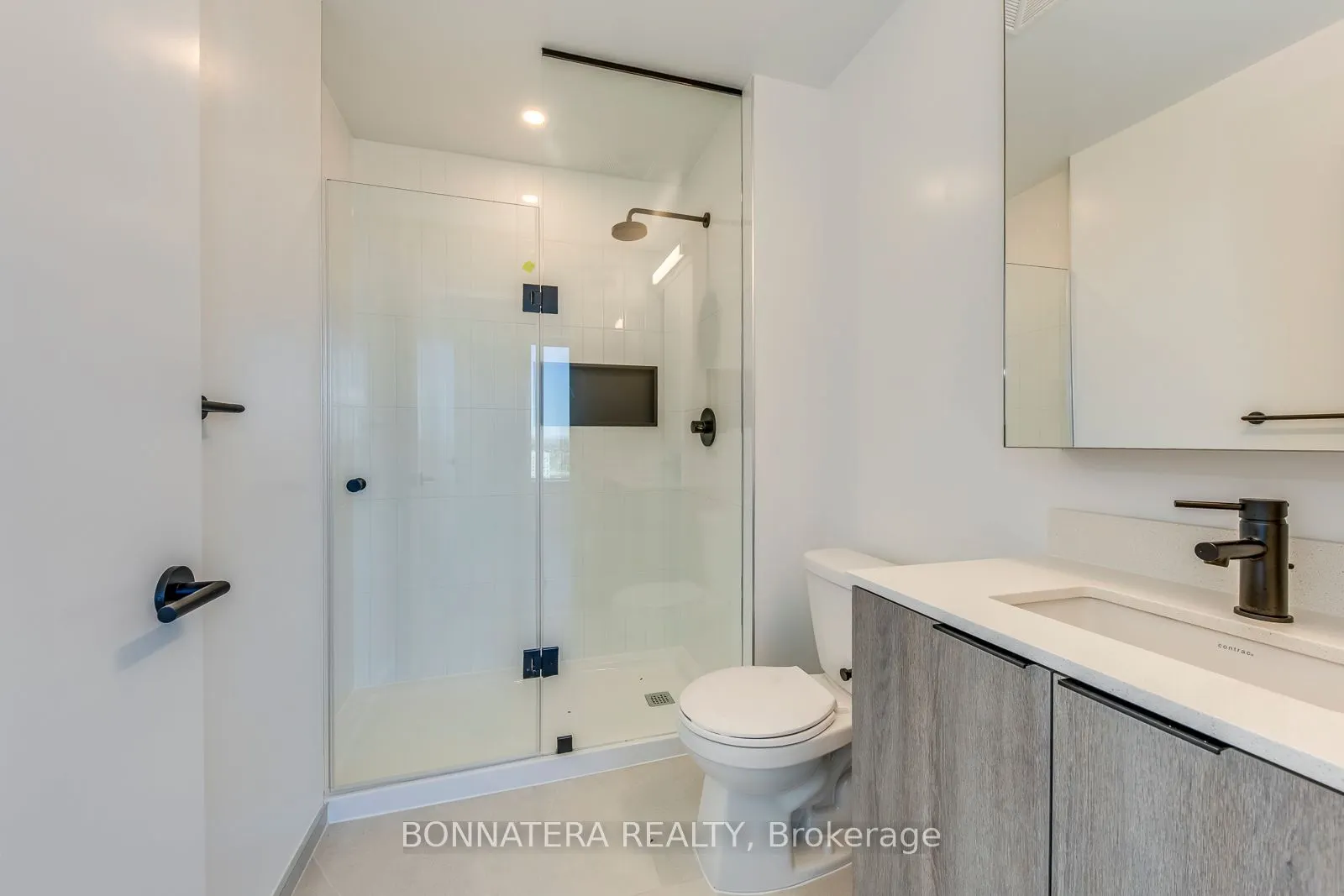 2495 Eglinton Avenue W #1810