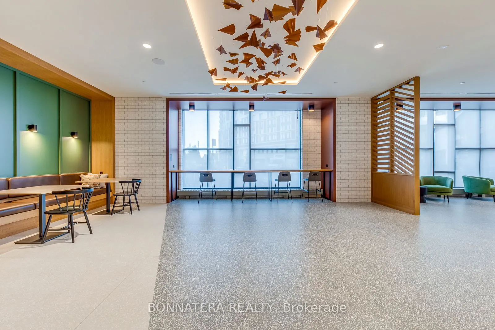 2495 Eglinton Avenue W #1810