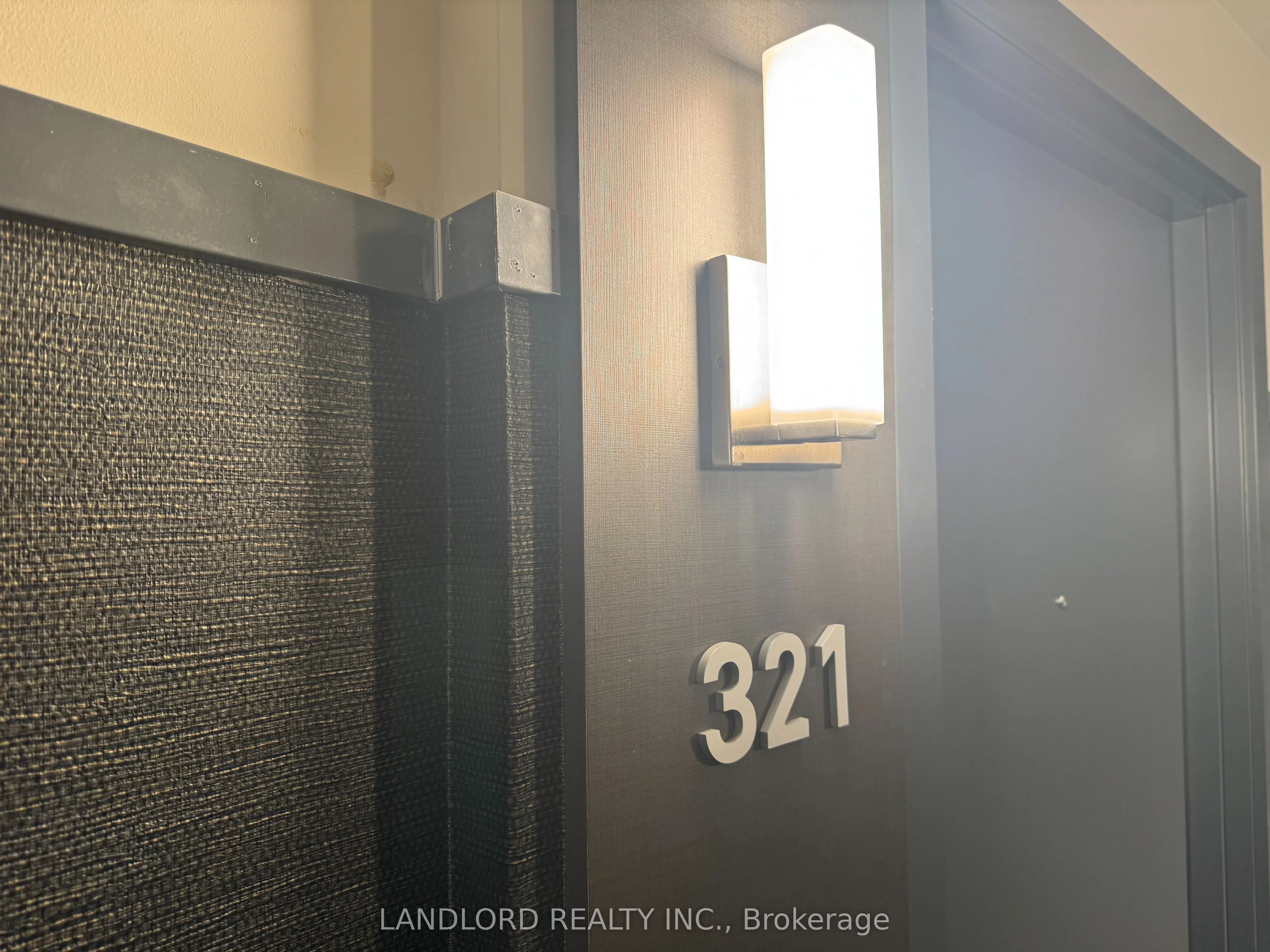 2485 Eglinton Avenue W #321
