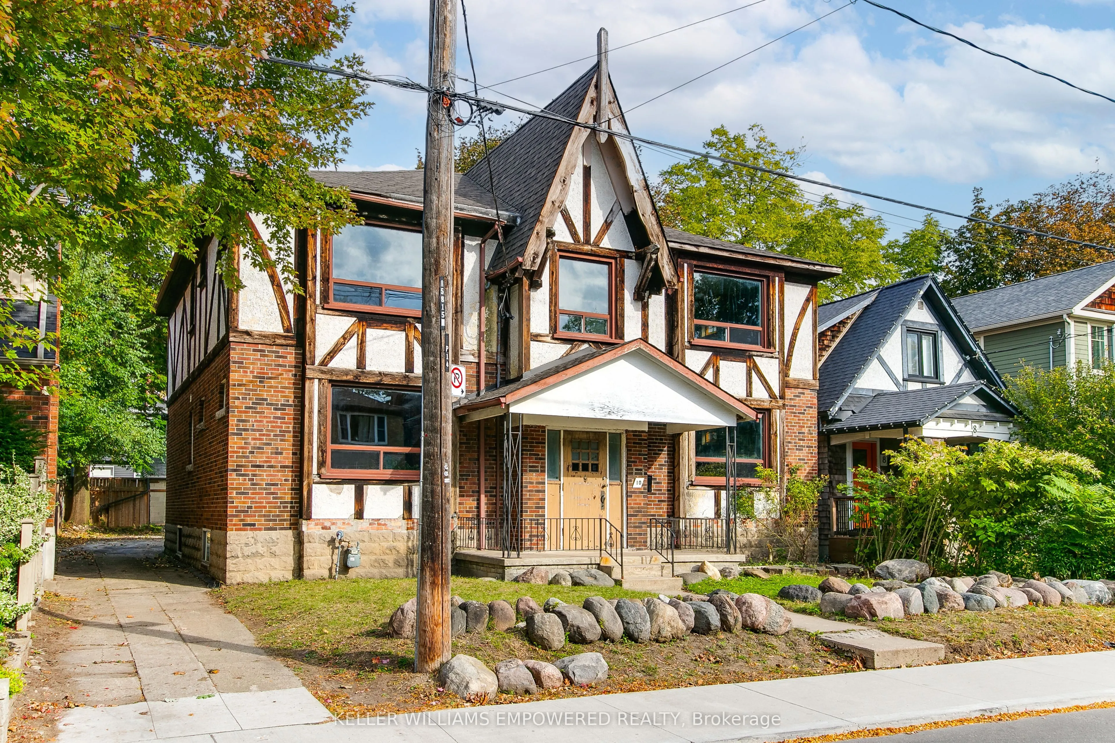 10 Lessard Avenue