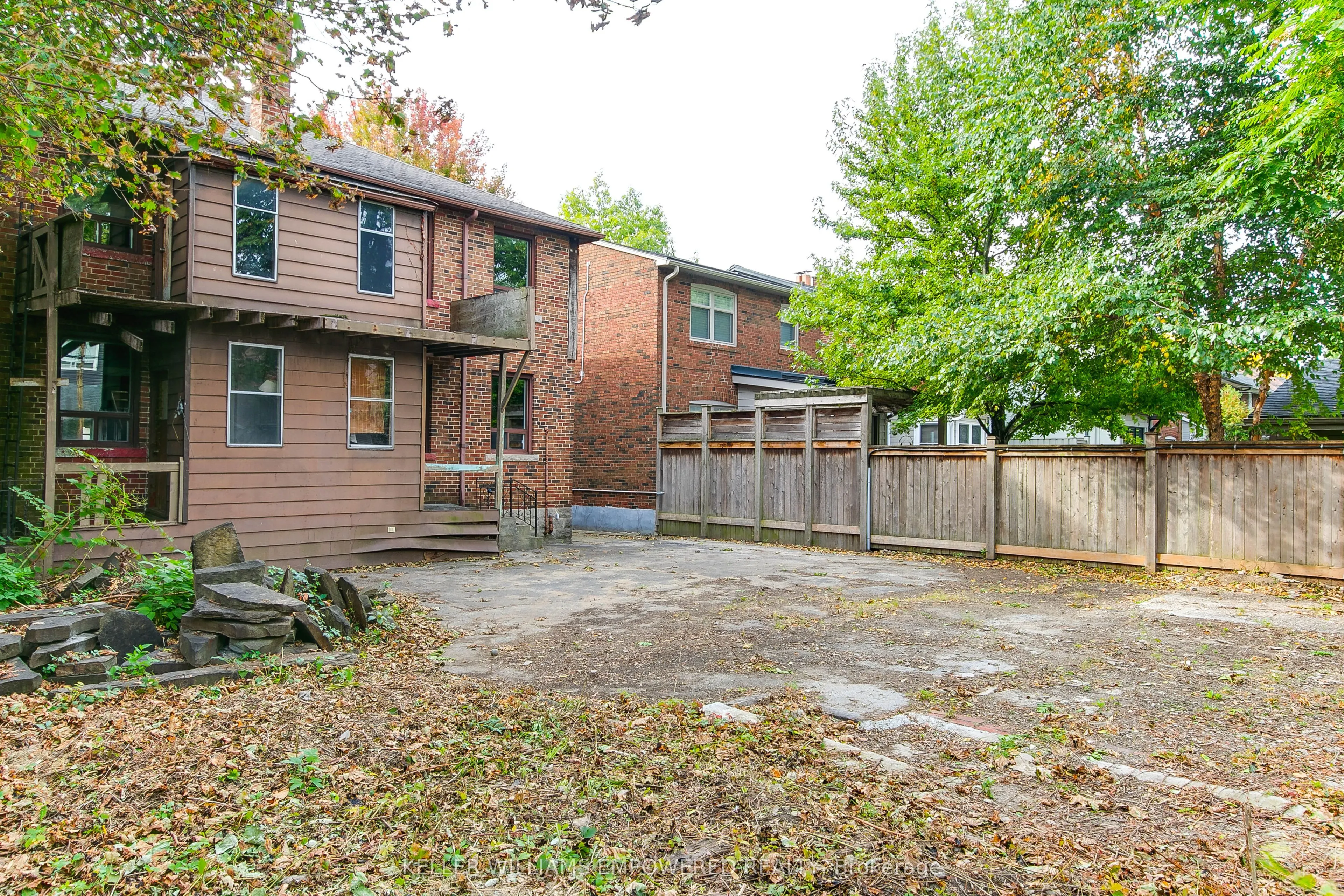 10 Lessard Avenue