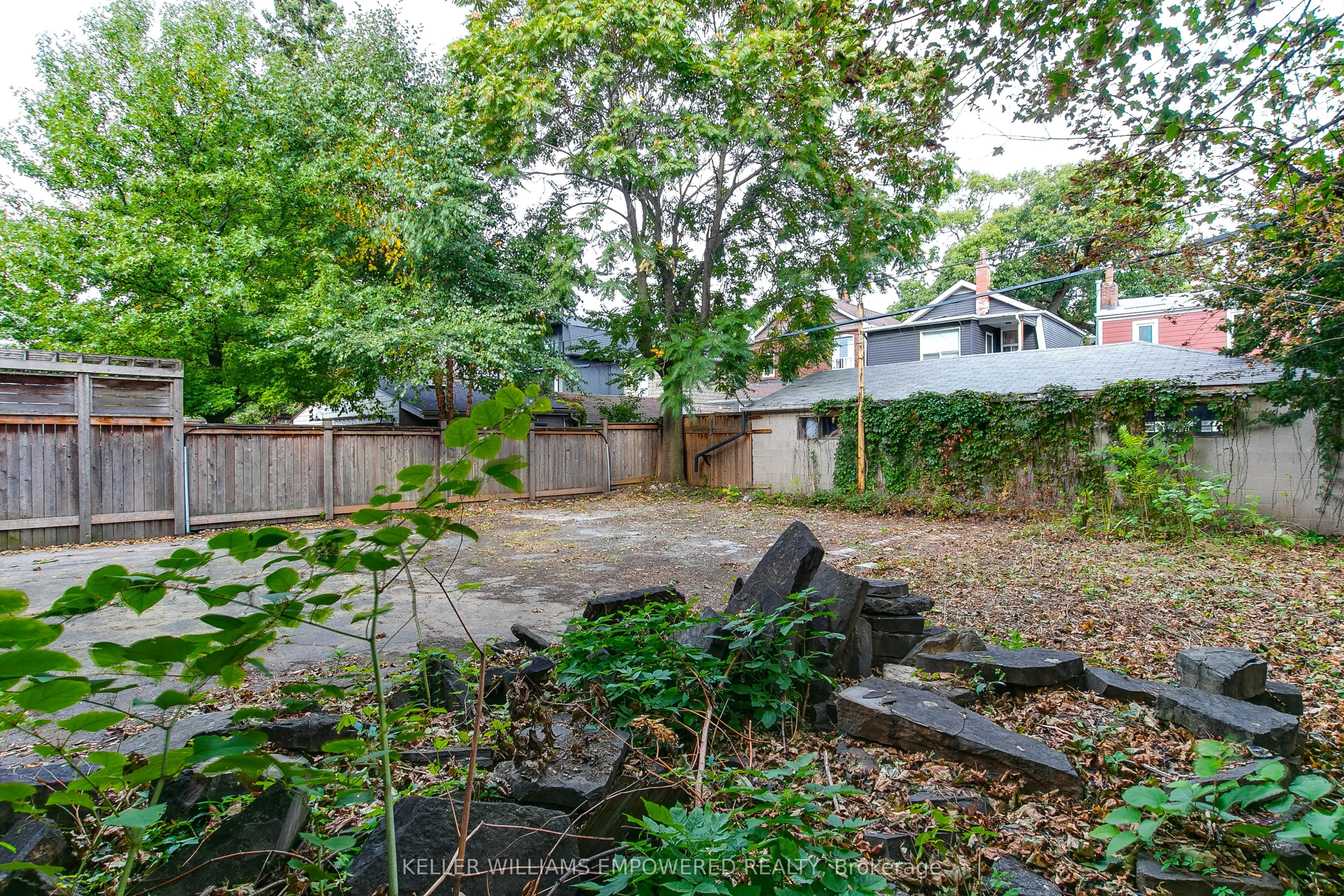 10 Lessard Avenue