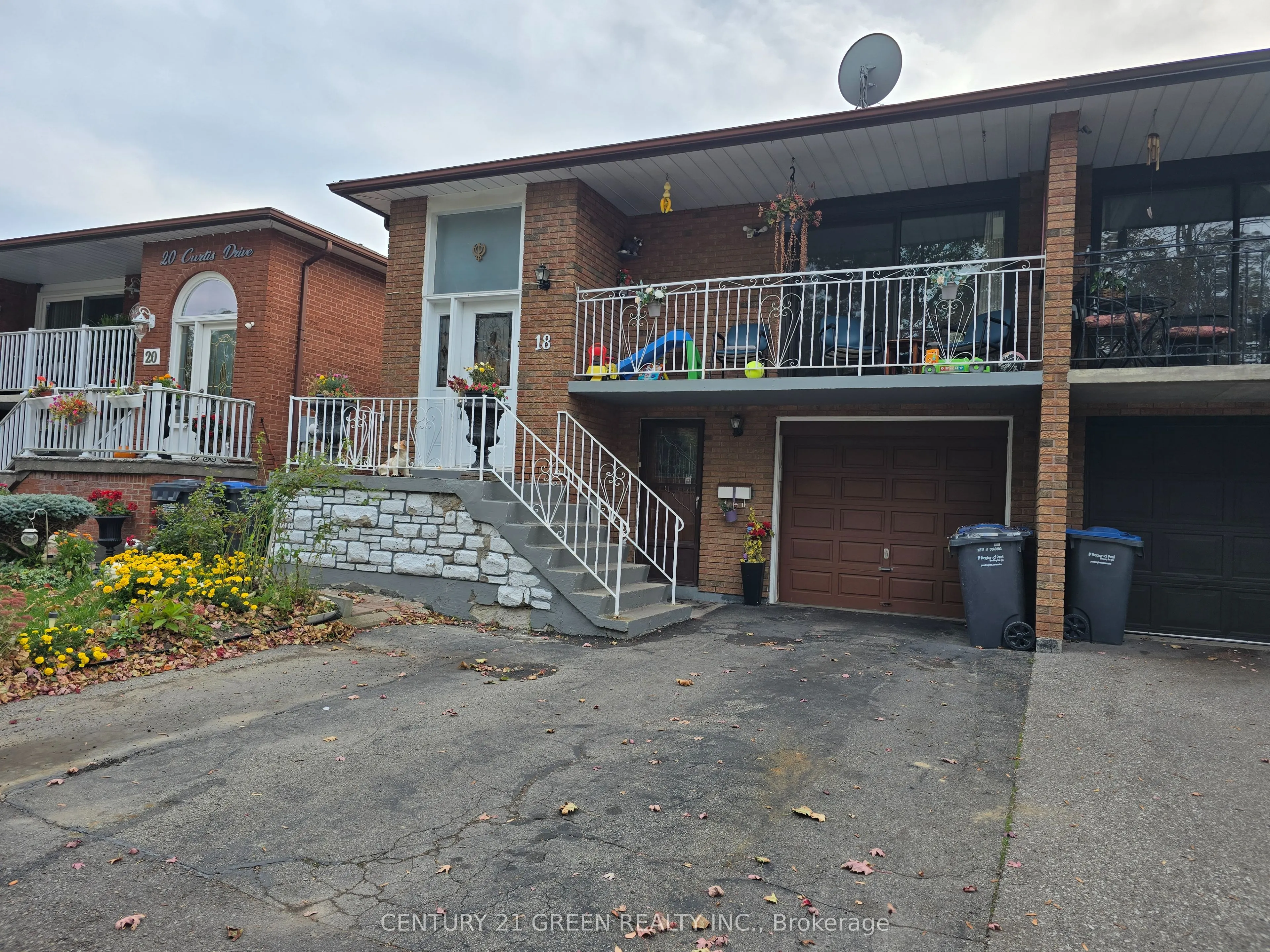 18 Curtis Drive