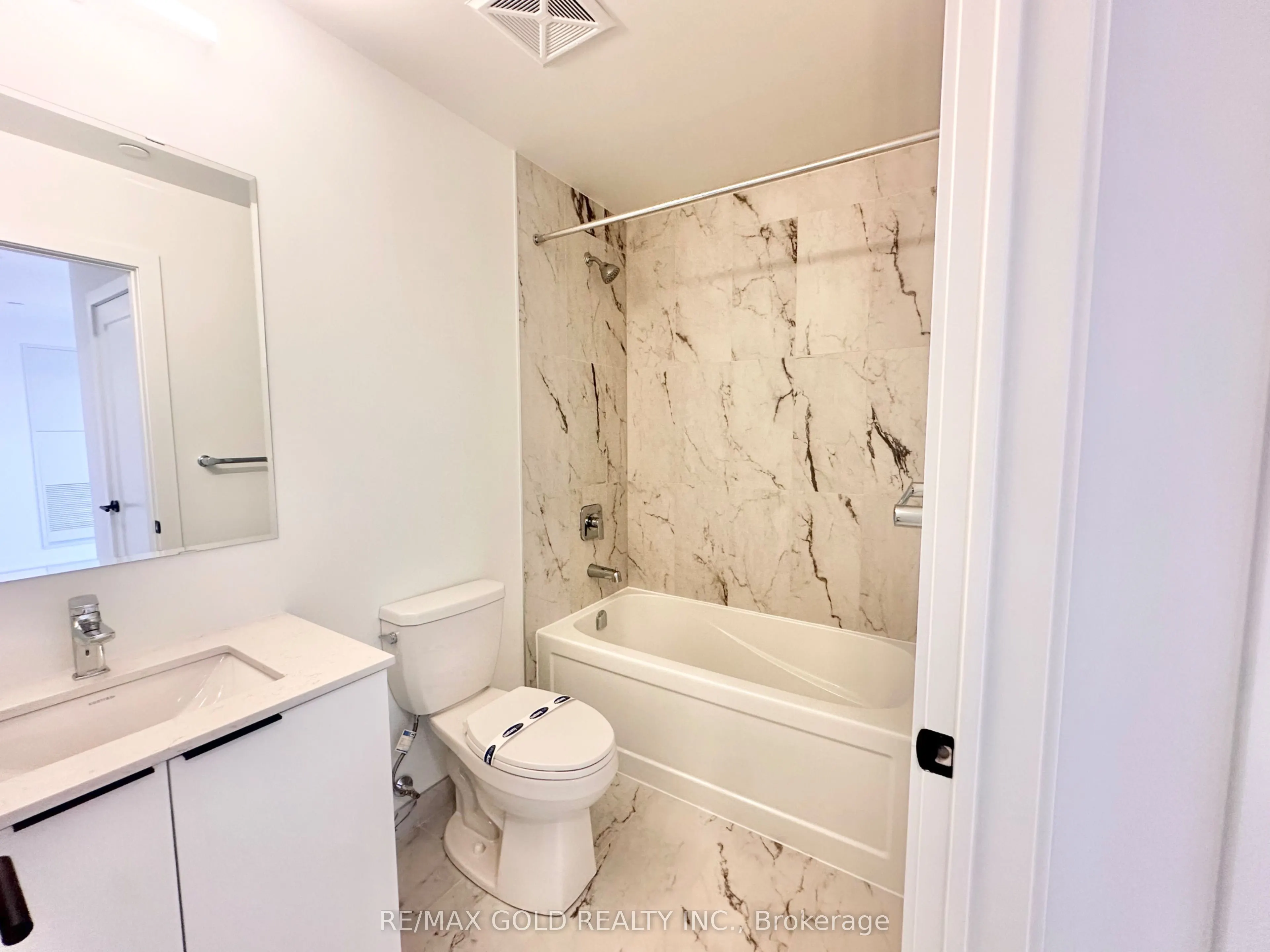 3008 William Cutmore Boulevard #605