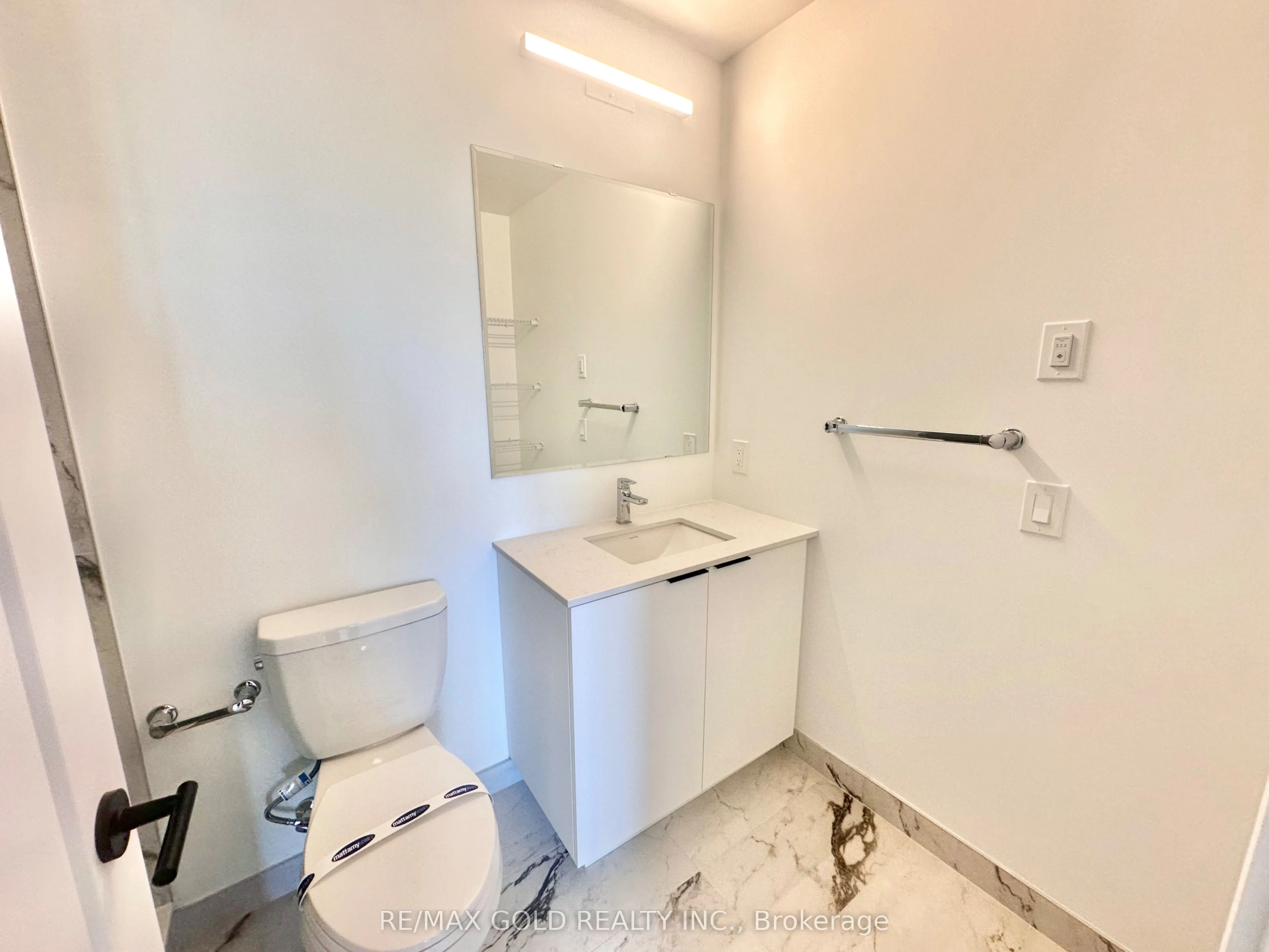 3008 William Cutmore Boulevard #605