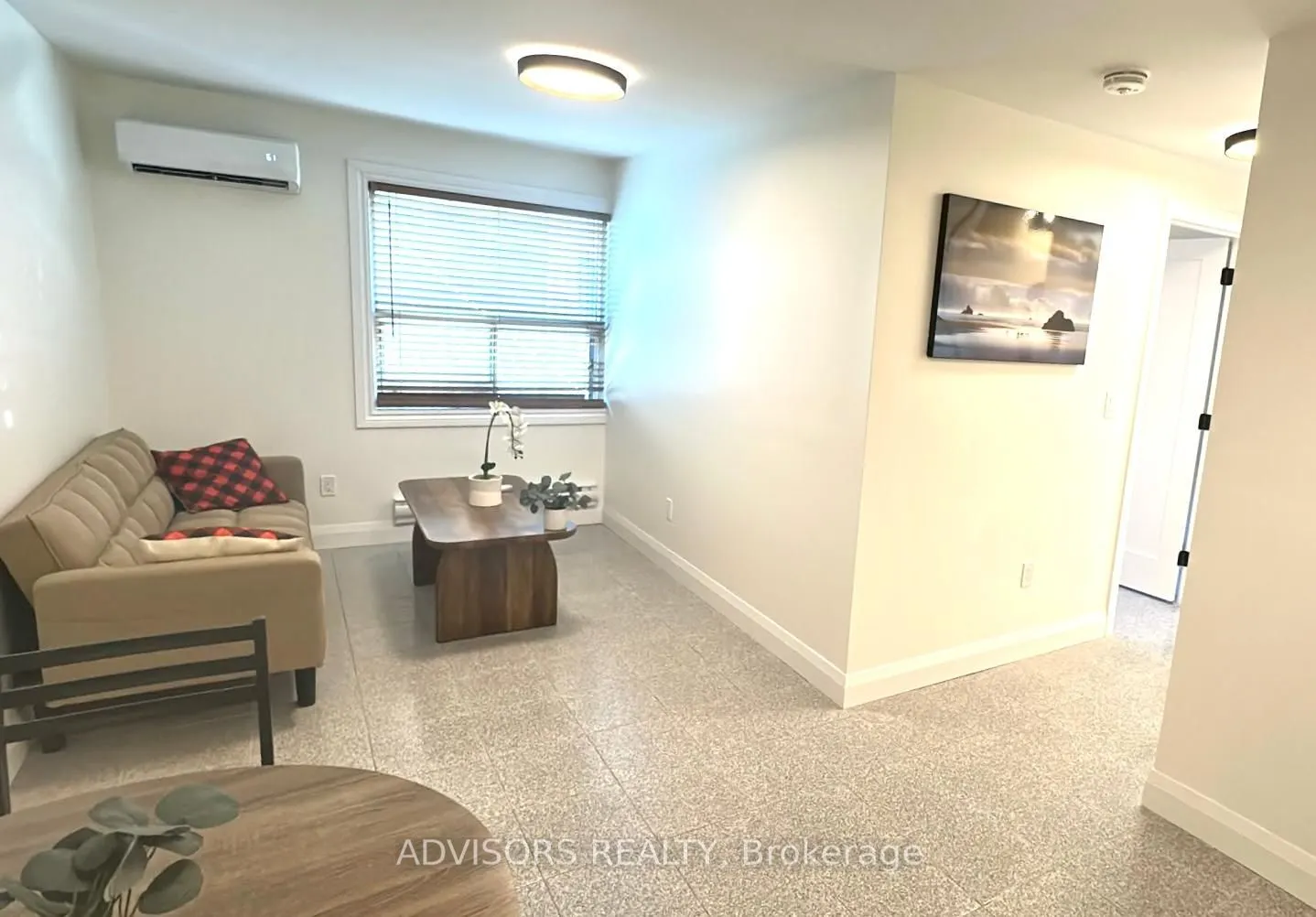 3717 Lakeshore Boulevard W #4