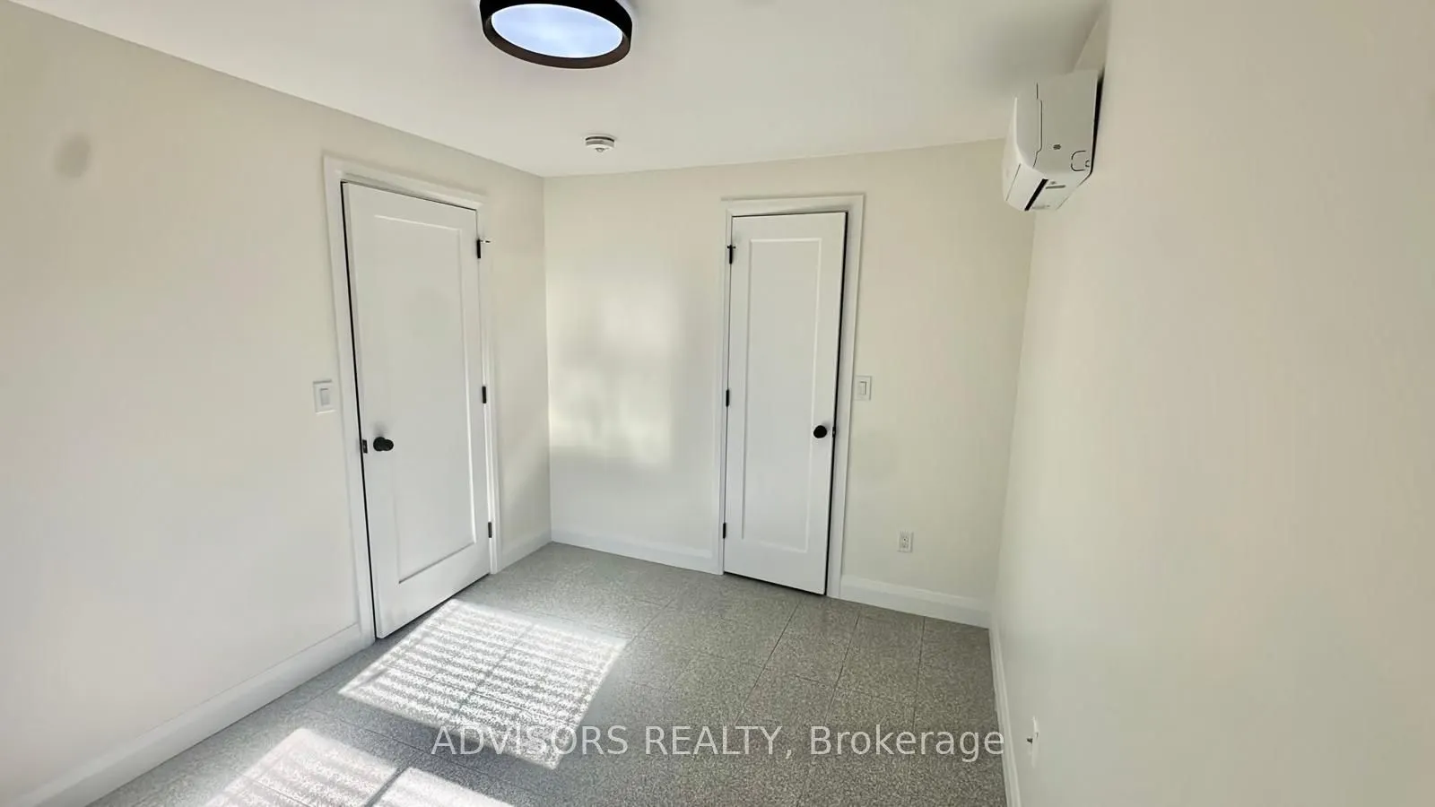 3717 Lakeshore Boulevard W #4