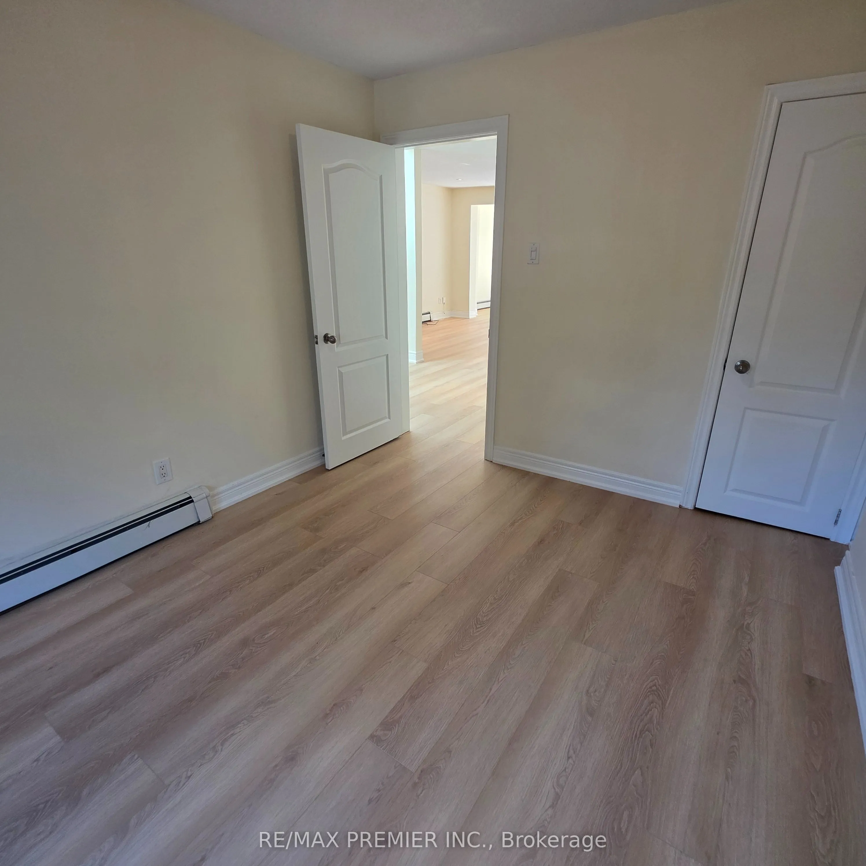 1487 King Street W #103 - Upper