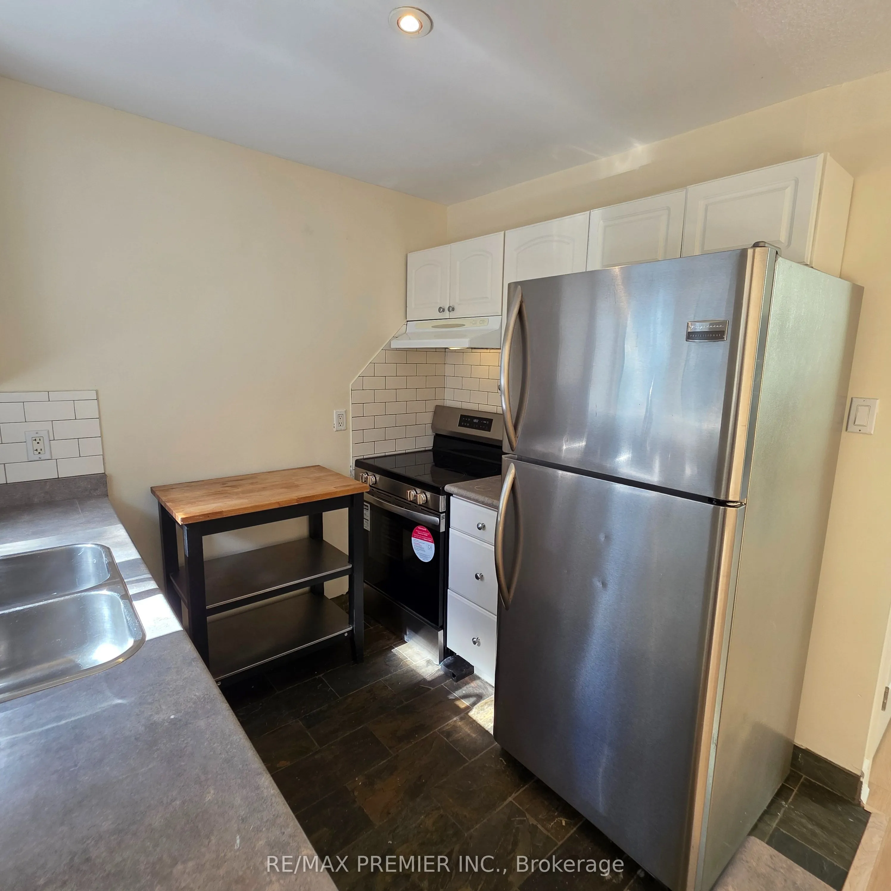 1487 King Street W #103 - Upper