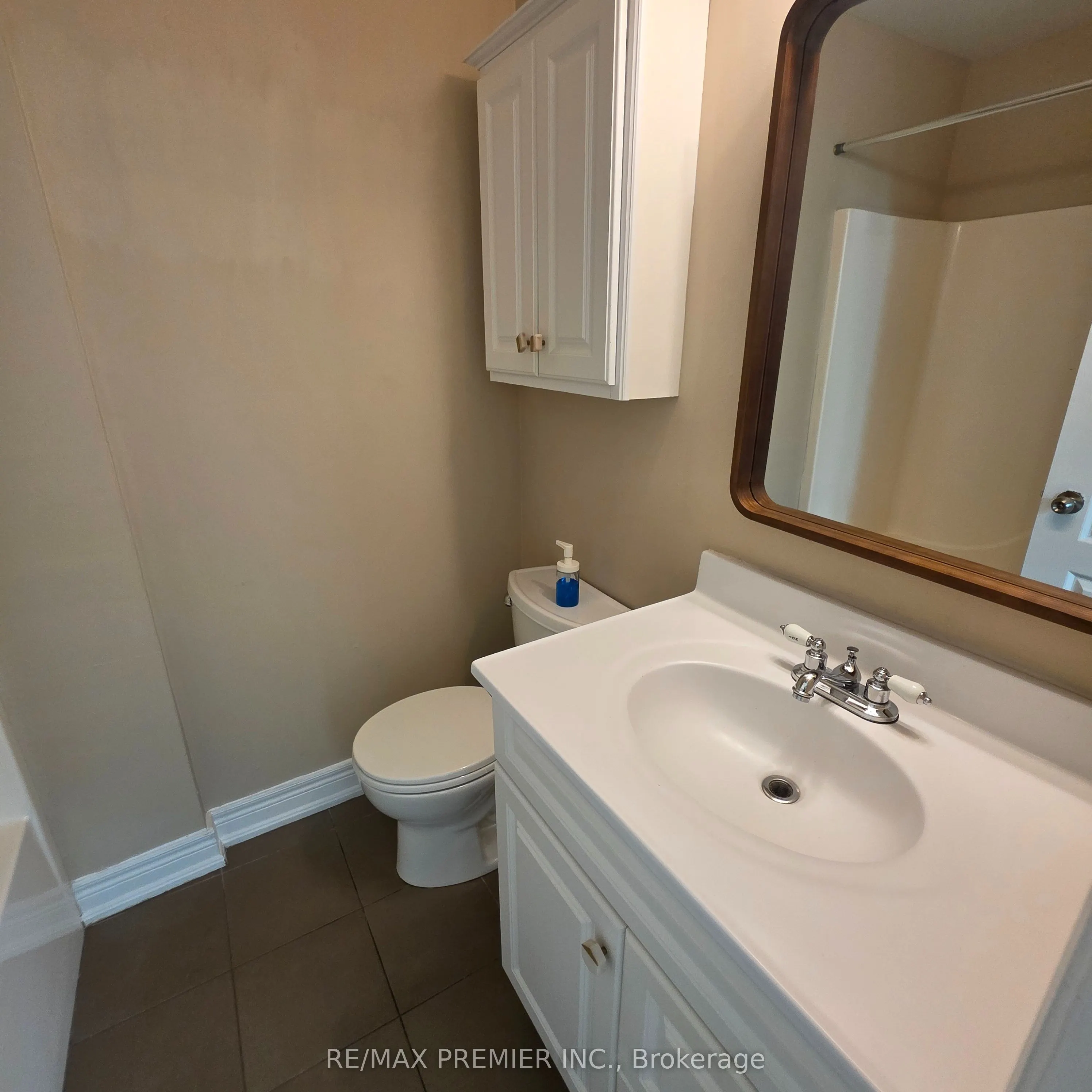 1487 King Street W #103 - Upper