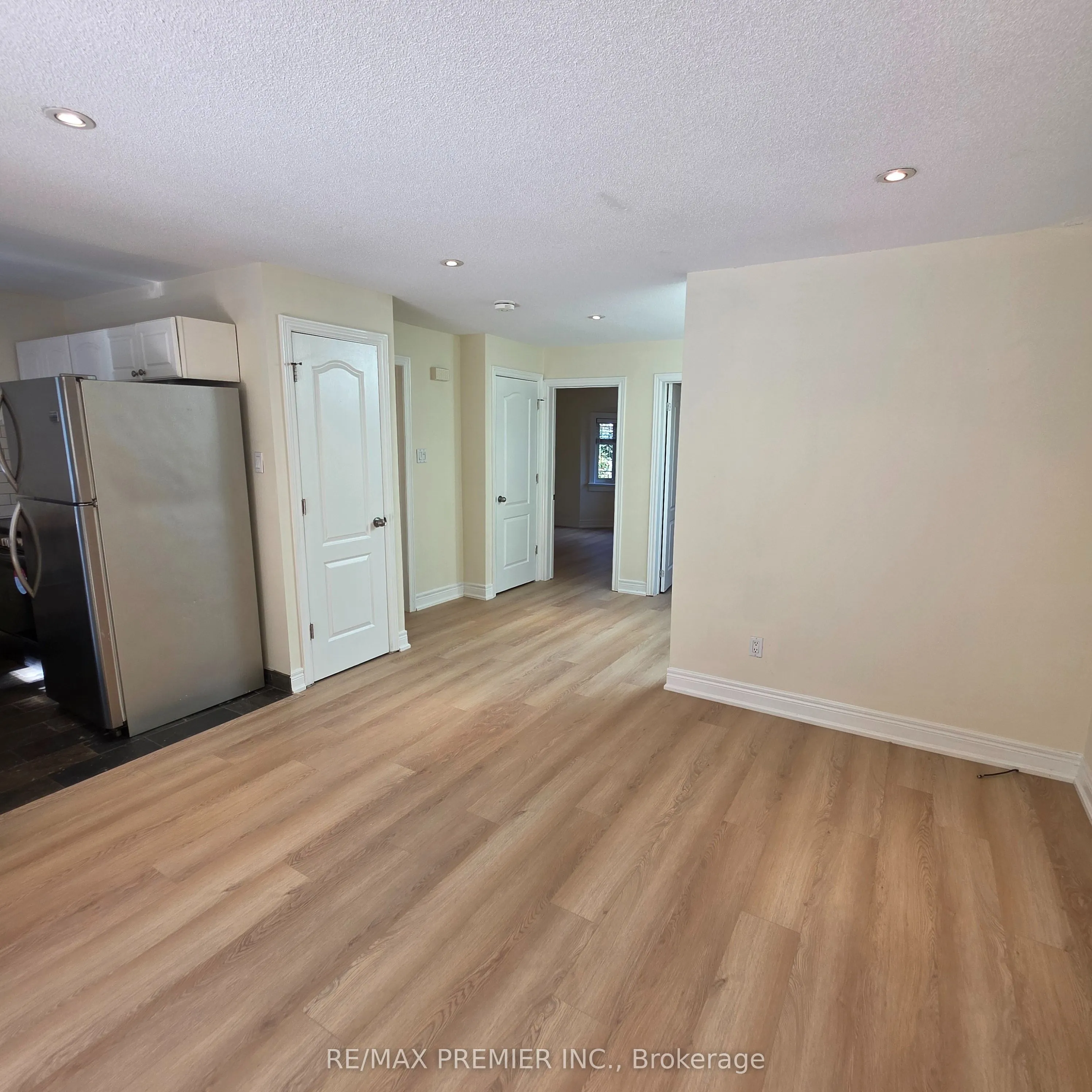 1487 King Street W #103 - Upper