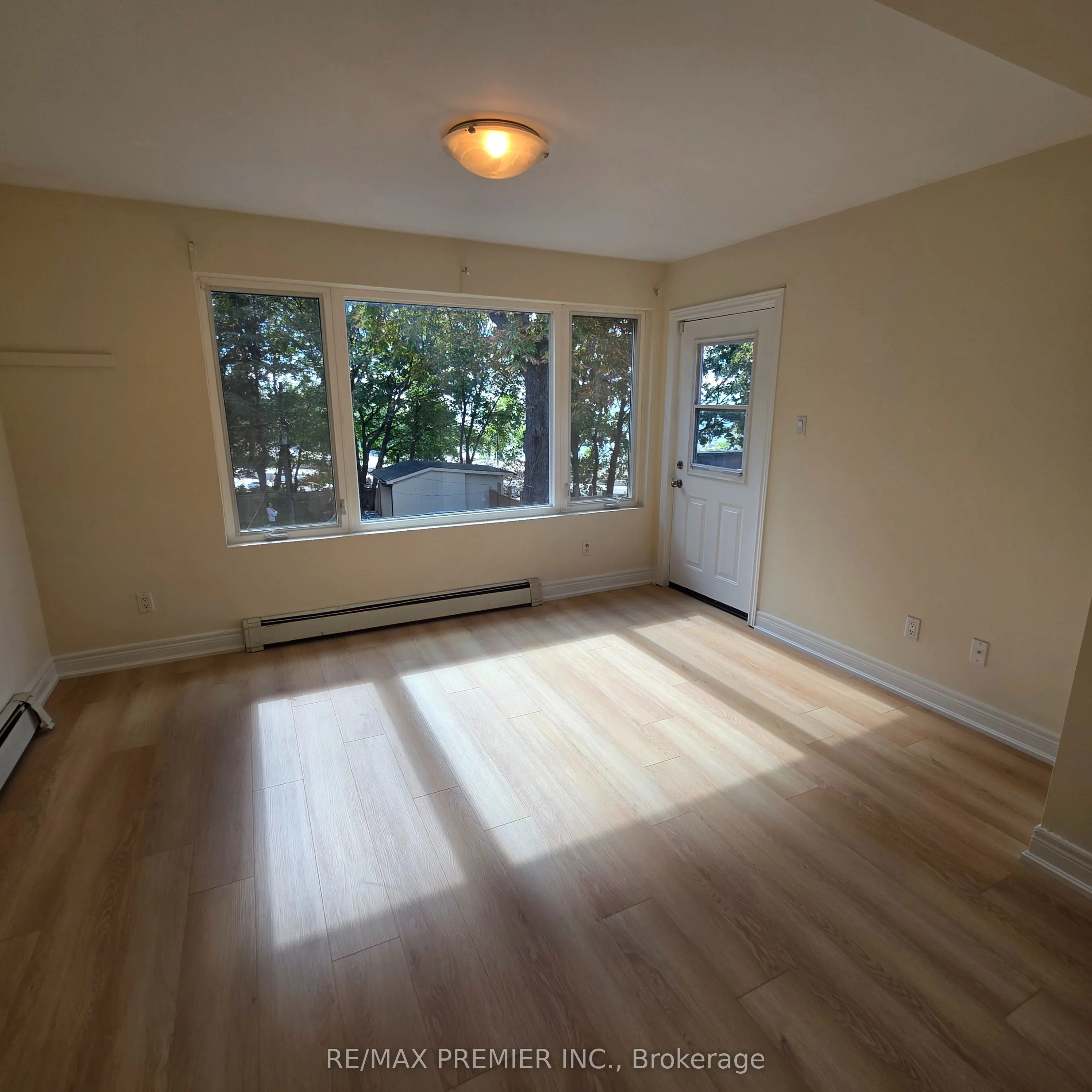 1487 King Street W #103 - Upper