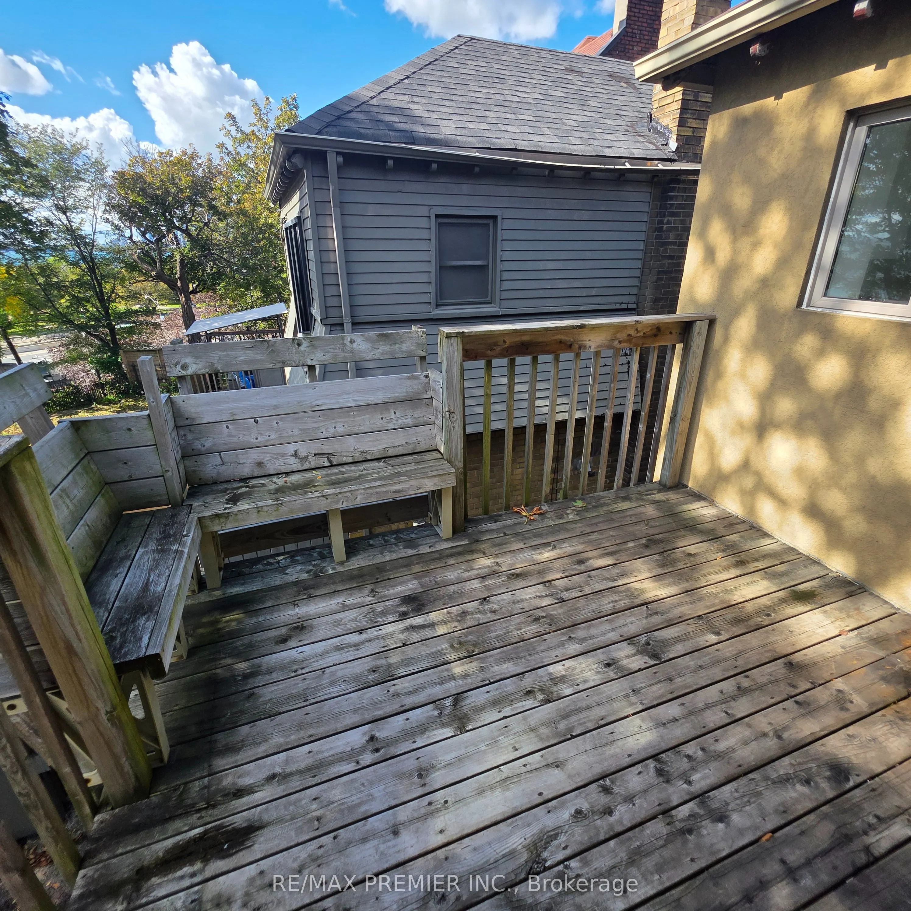 1487 King Street W #103 - Upper