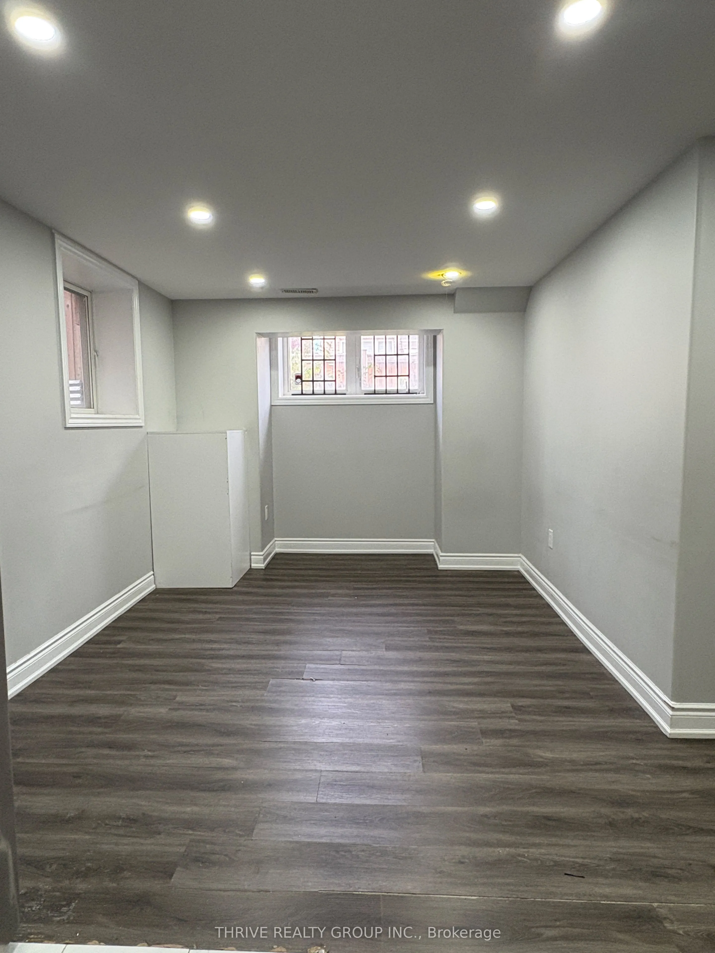 1215 Clifford Point