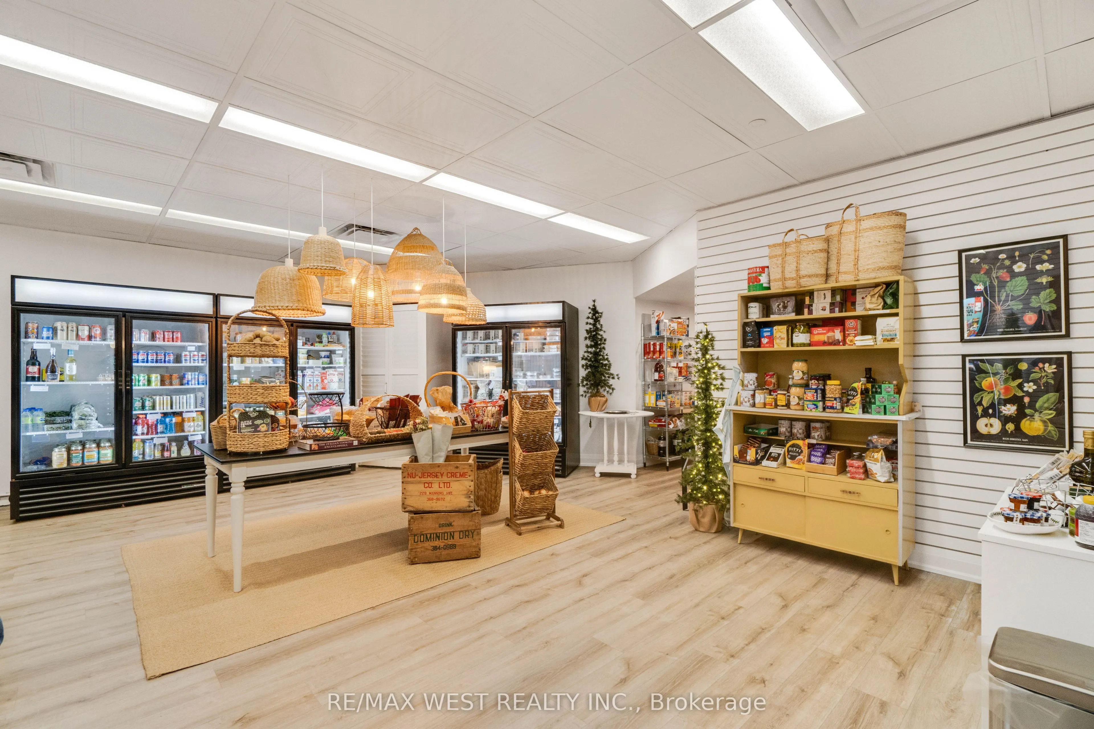 1300 Bloor Street #504