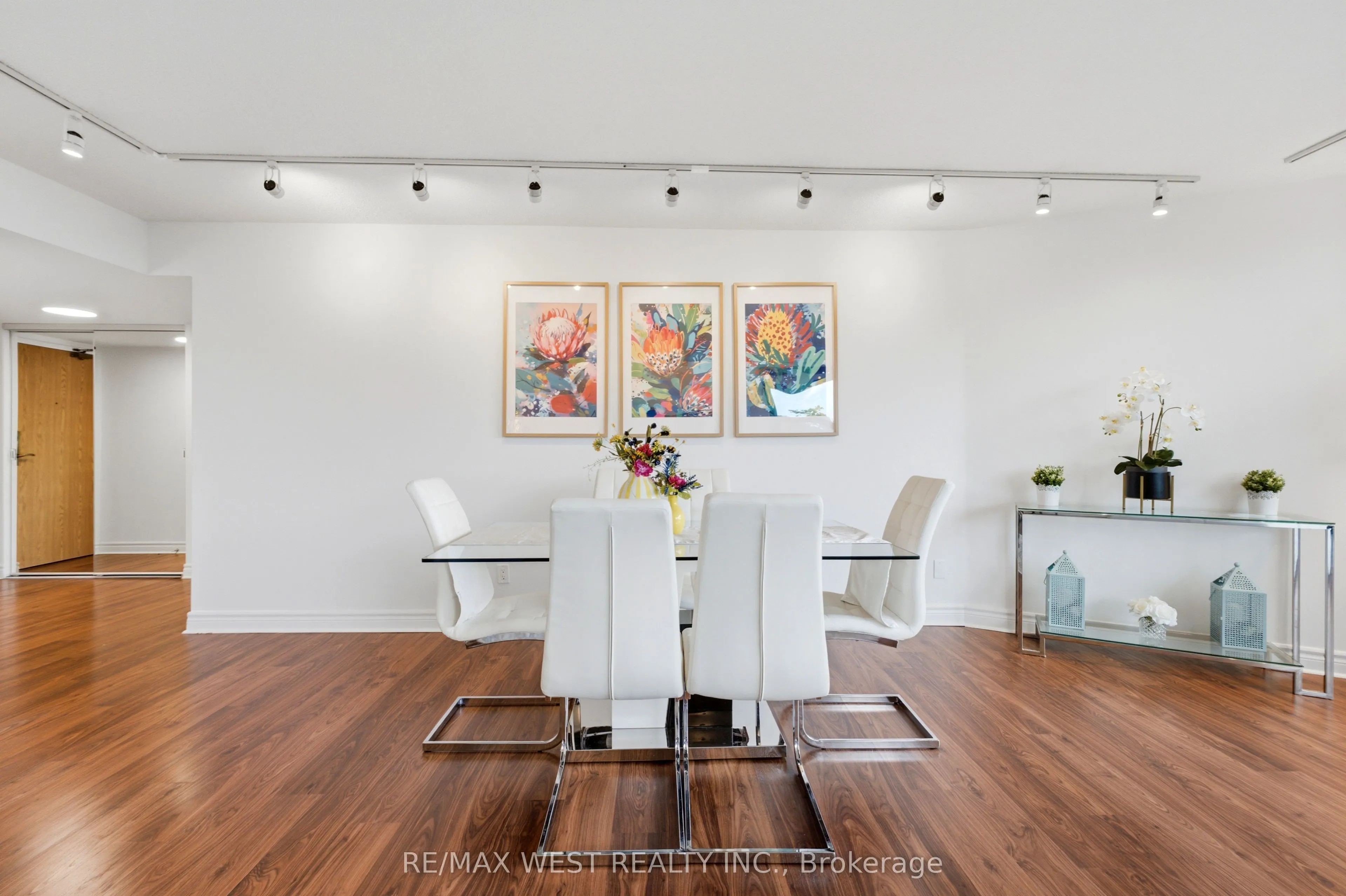 1300 Bloor Street #504