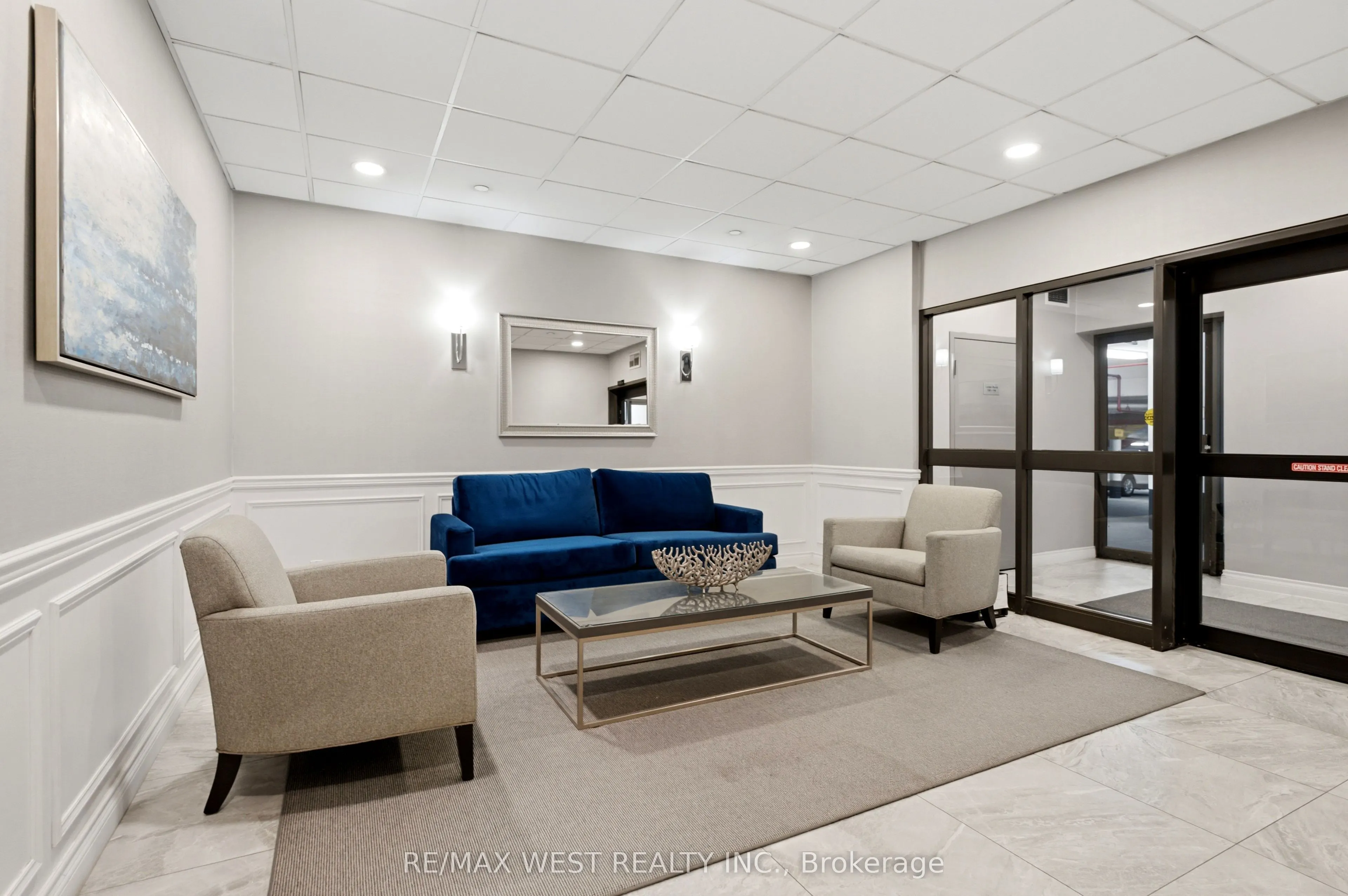 1300 Bloor Street #504
