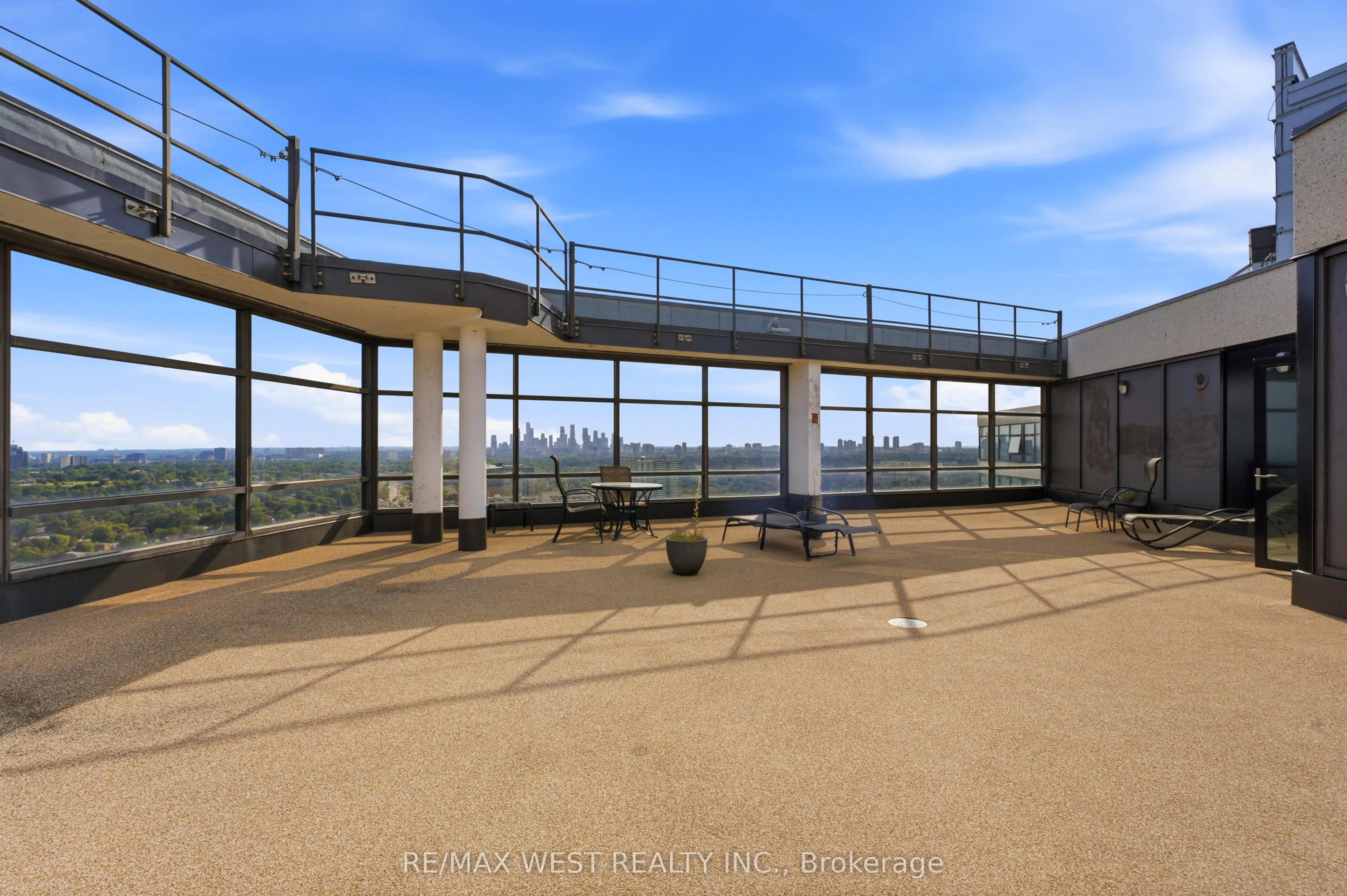 1300 Bloor Street #504