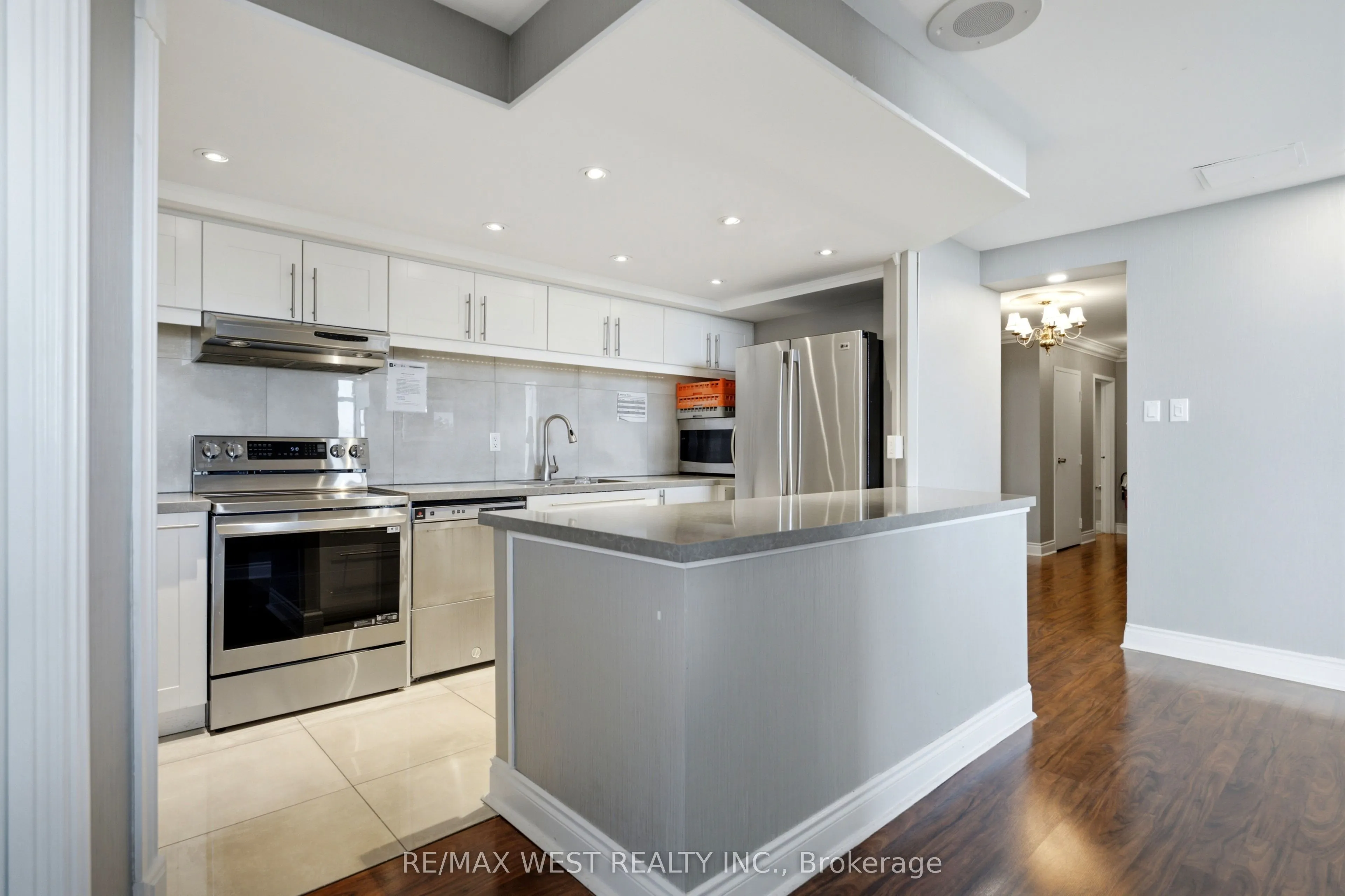 1300 Bloor Street #504